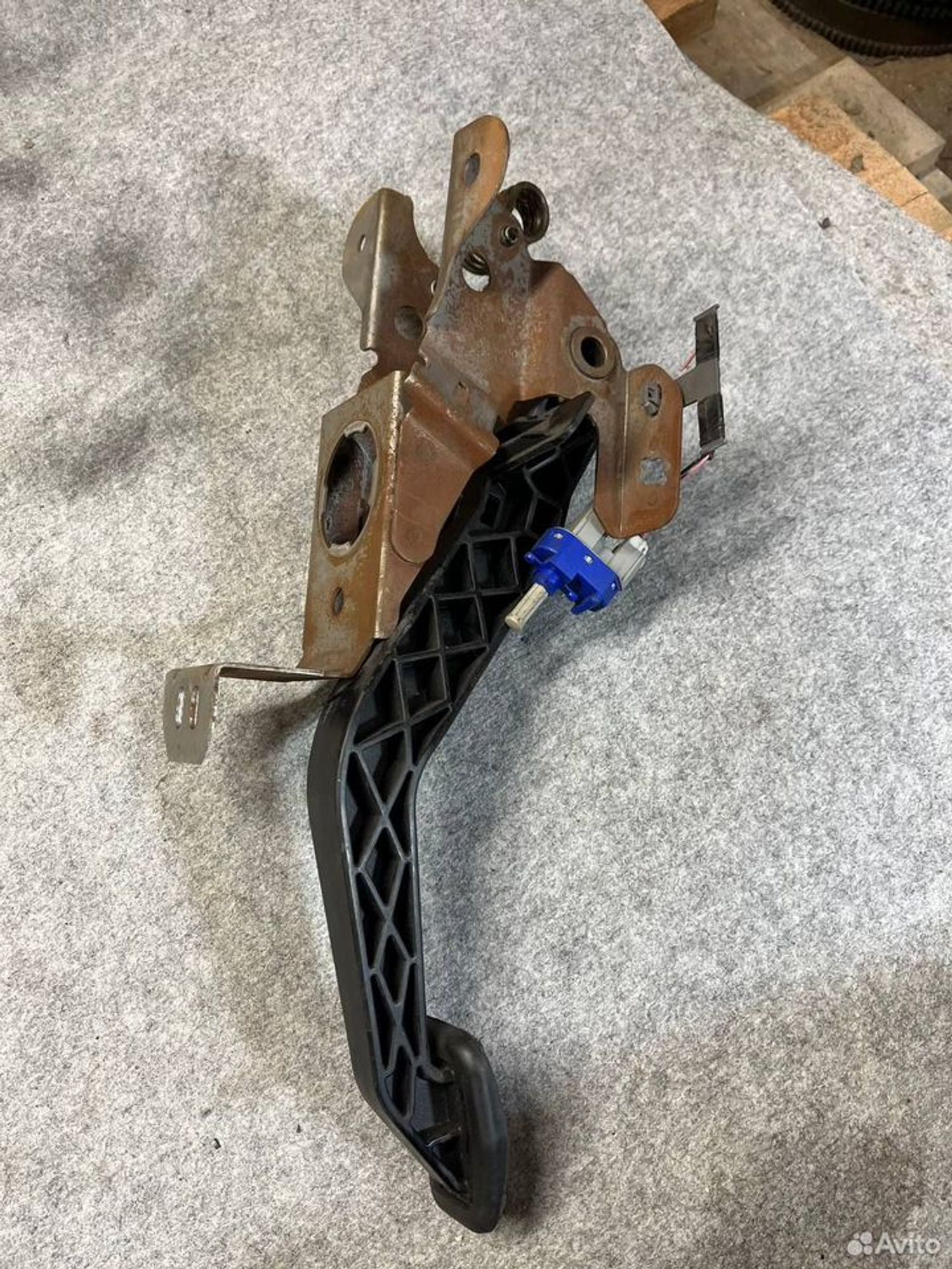 Педаль сцепления mazda 3 BM, 1500 рублей, Семиозерка