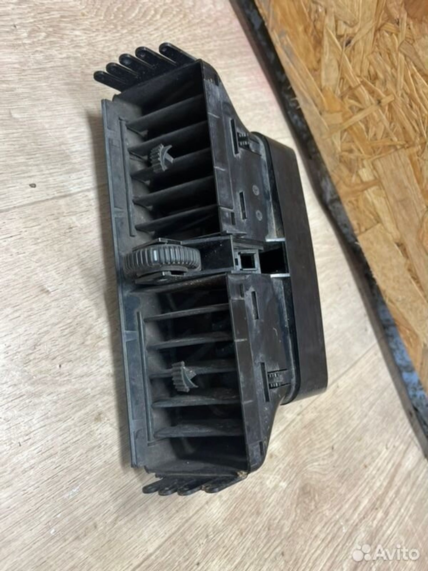 Дефлектор воздушный Mercedes E240 W210 M112911, 1000 рублей, Семиозерка