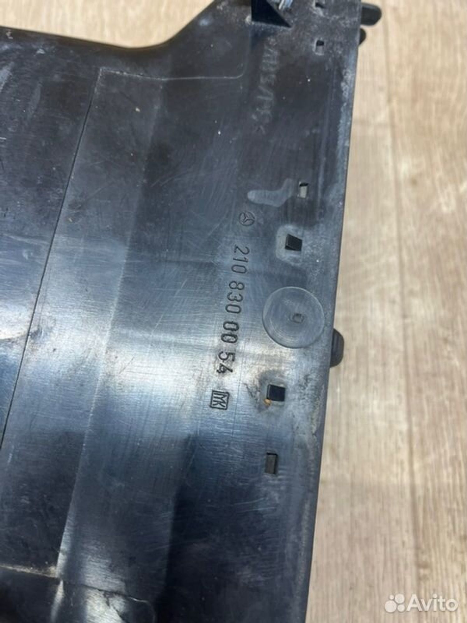 Дефлектор воздушный Mercedes E240 W210 M112911, 1000 рублей, Семиозерка