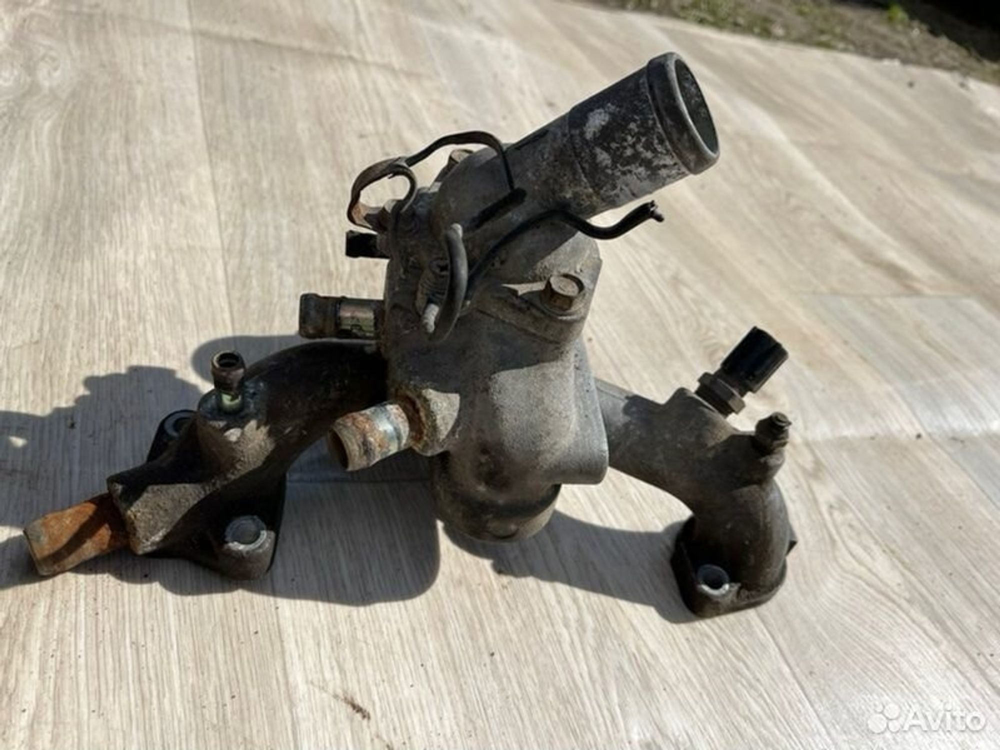 Корпус термостата Mitsubishi Galant E54A 6A12 1995, 1000 рублей, Семиозерка