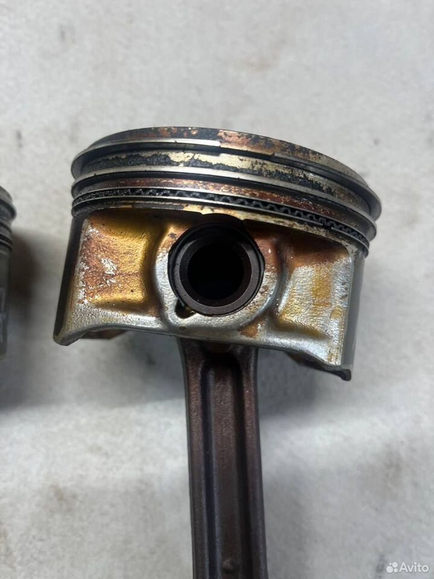 Поршень Volvo B5254T2, 2500 рублей, Семиозерка