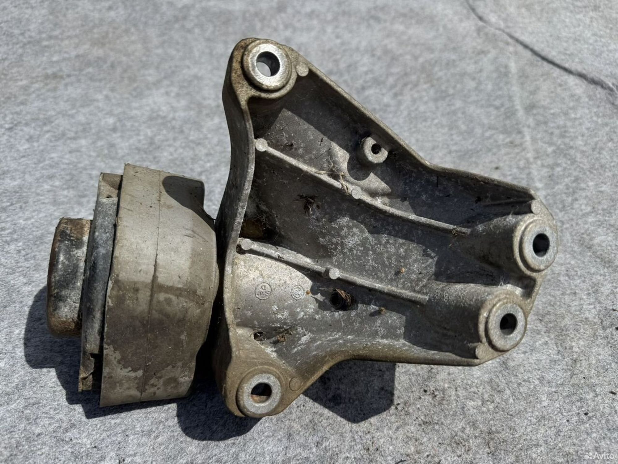 Подушка АКПП Audi s4, 2000 рублей, Семиозерка