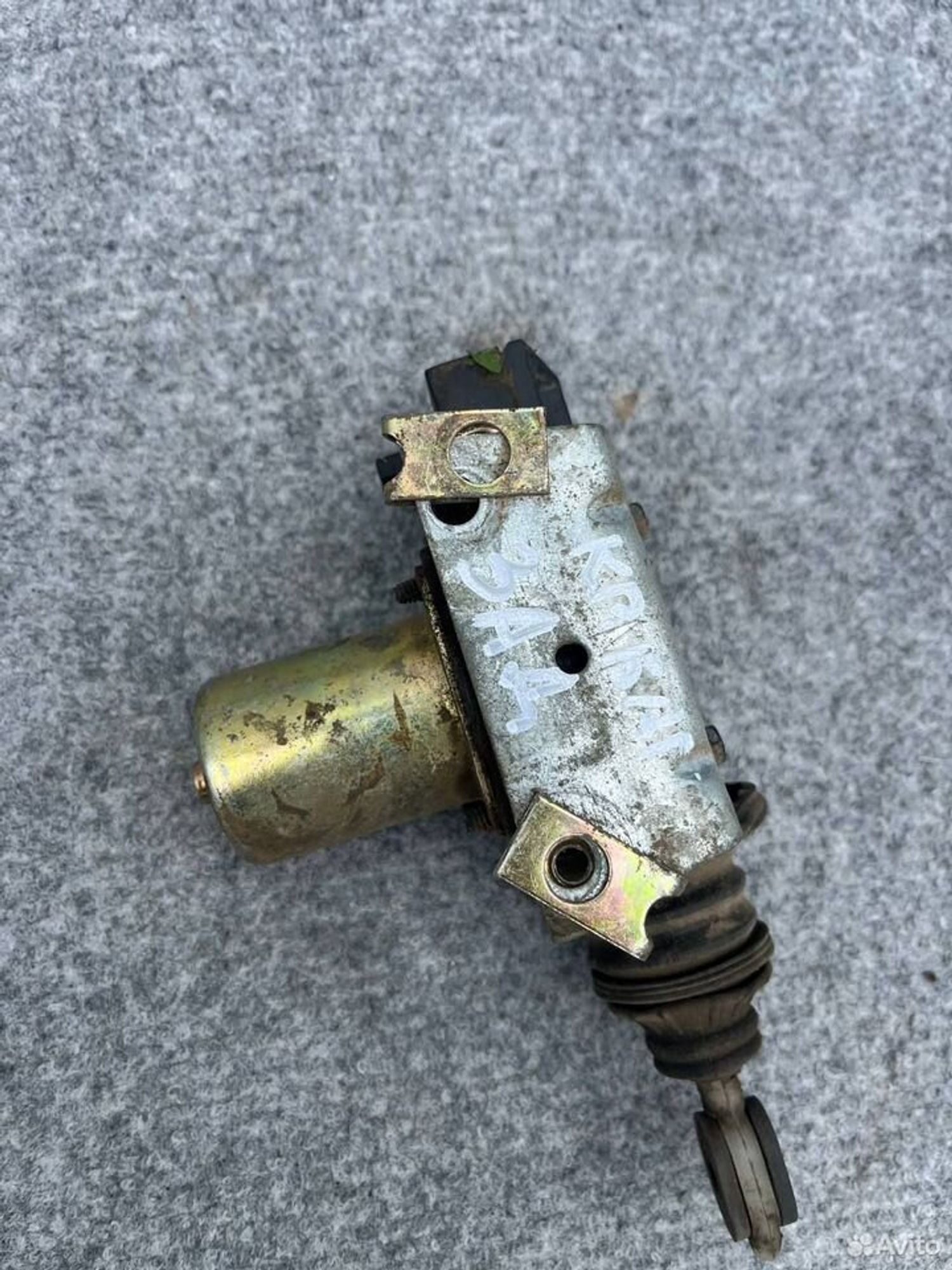 Активатор замка багажника Pajero 2, 1000 рублей, Семиозерка