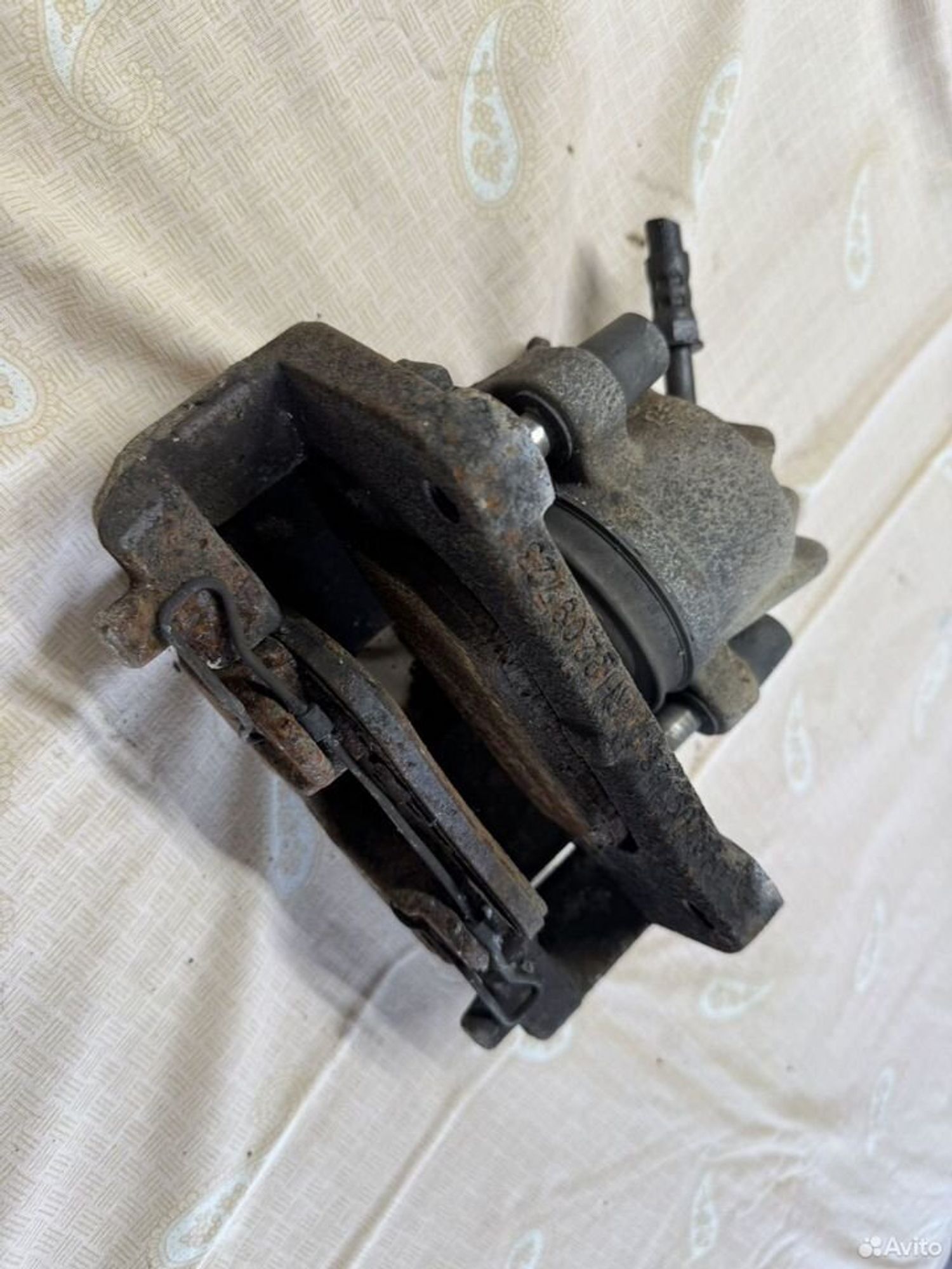 Суппорт тормозной передний Volvo s60 xc70 xc90, 2100 рублей, Семиозерка