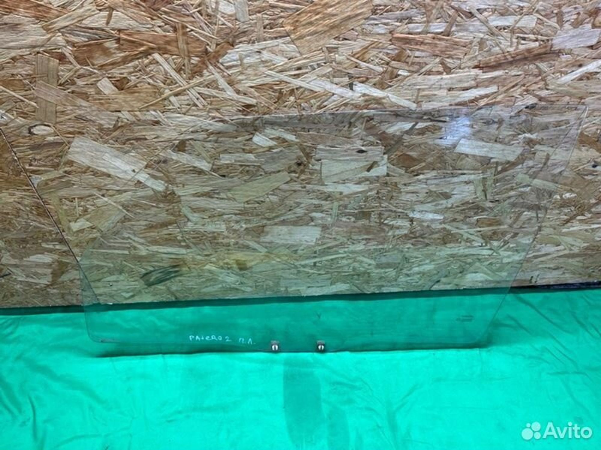 Стекло двери переднее левое Mitsubishi Pajero 6G72, 1500 рублей, Семиозерка