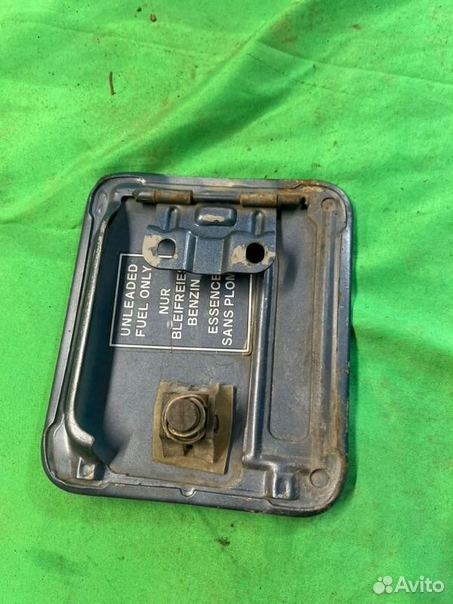 Лючок топливного бака Mitsubishi Pajero 6G72 1993, 1300 рублей, Семиозерка