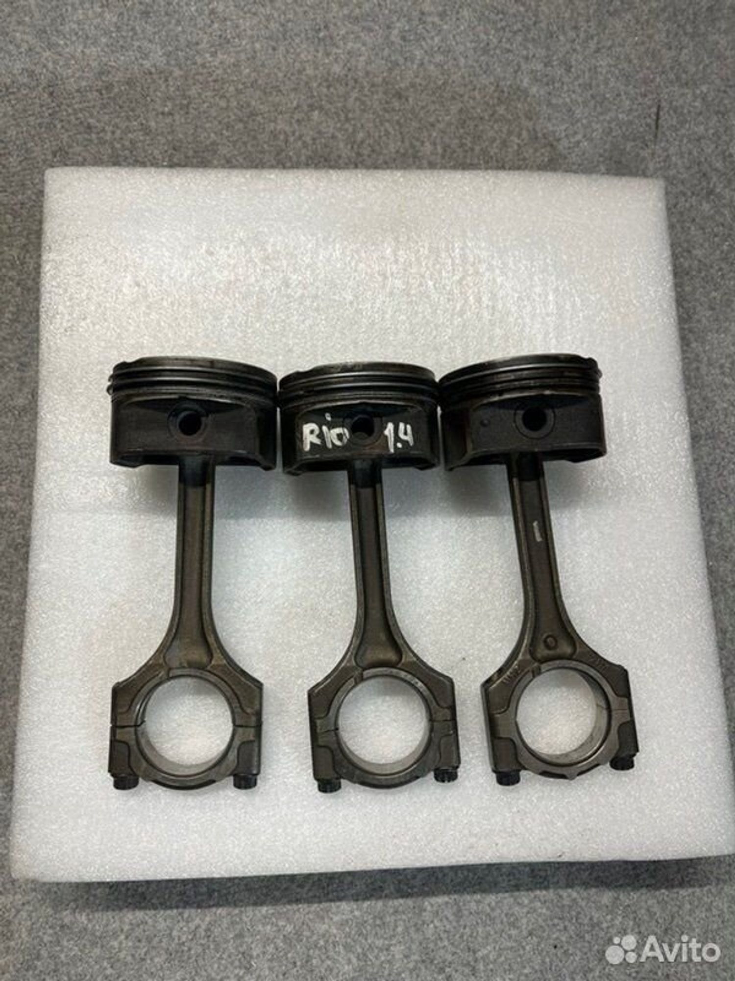 Поршень Kia Rio G4FA 2012, 2000 рублей, Семиозерка