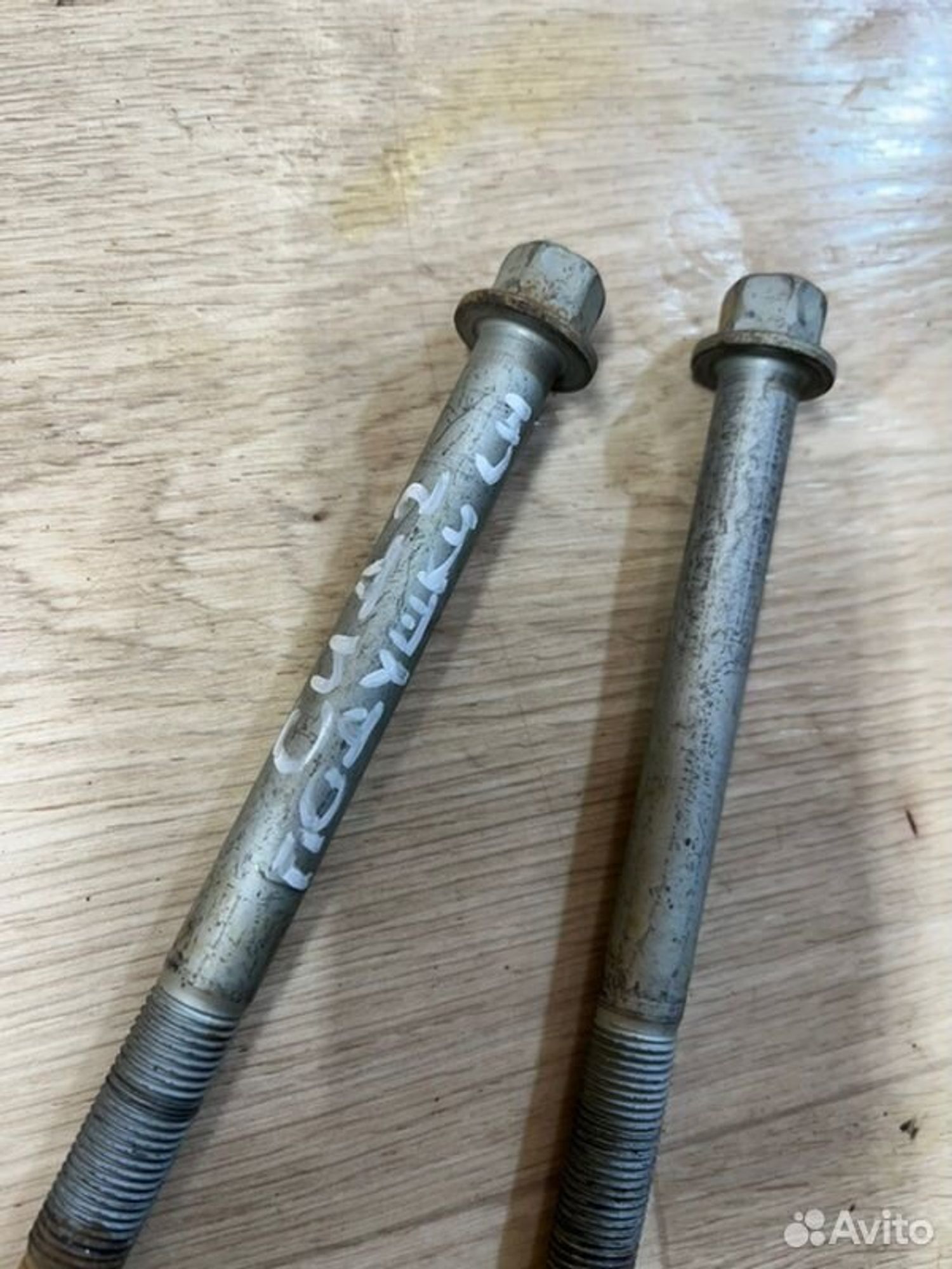 Болт крепления двигателя левый Kia Ceed JD G4FG, 1000 рублей, Семиозерка