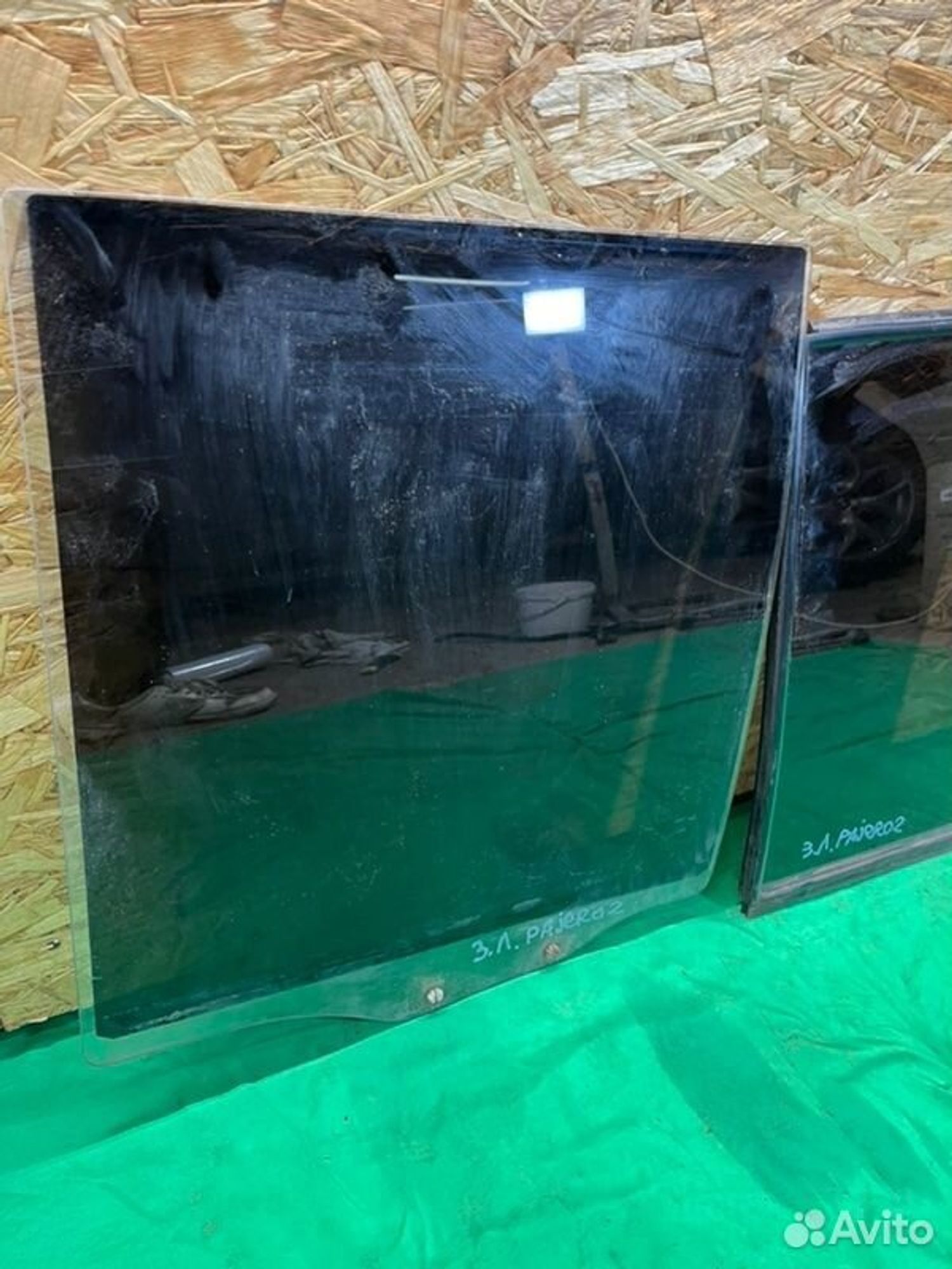 Стекло двери заднее левое Mitsubishi Pajero 6G72, 1200 рублей, Семиозерка