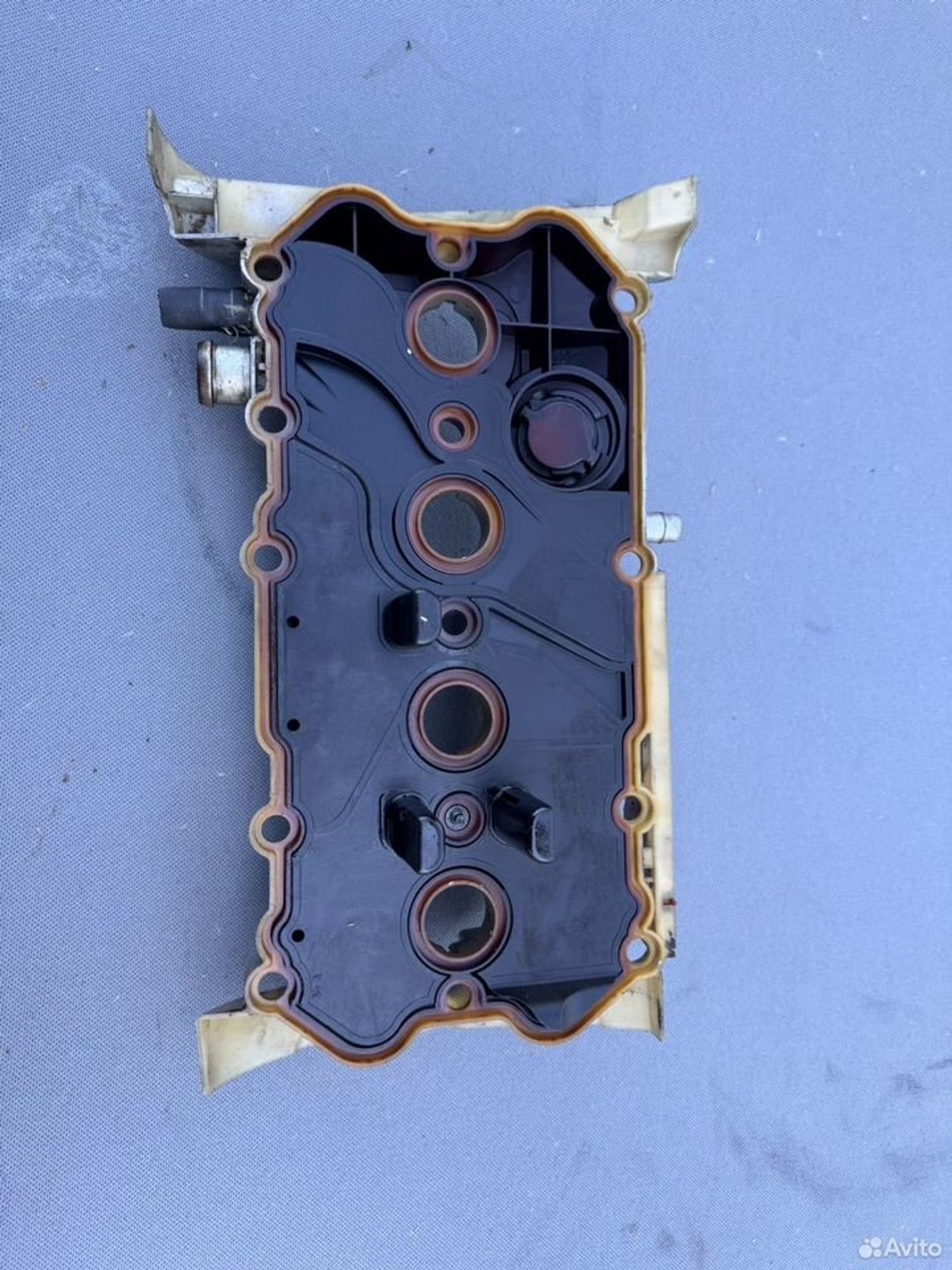 Клапанная крышка Audi A4 B7 2.0, 5000 рублей, Семиозерка