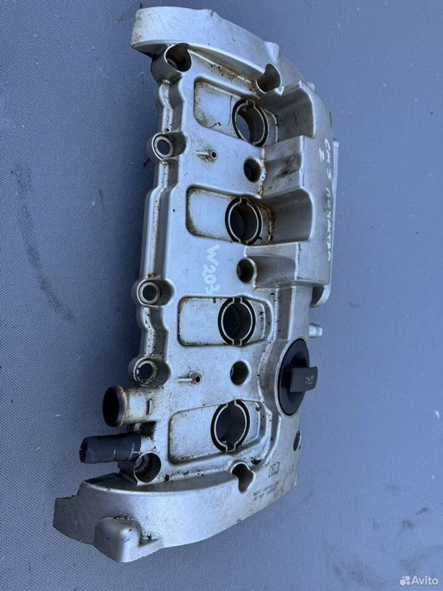 Клапанная крышка Audi A4 B7 2.0, 5000 рублей, Семиозерка