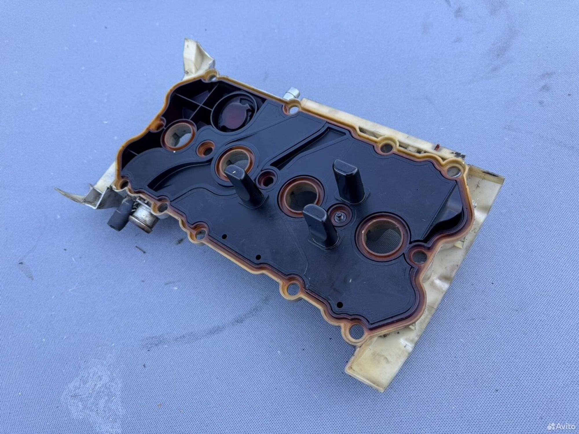 Клапанная крышка Audi A4 B7 2.0, 5000 рублей, Семиозерка