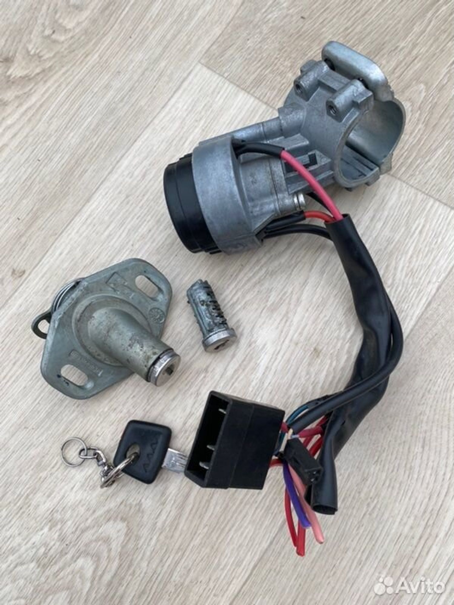 Замок зажигания Лада Калина 2 11193 2013, 1000 рублей, Семиозерка