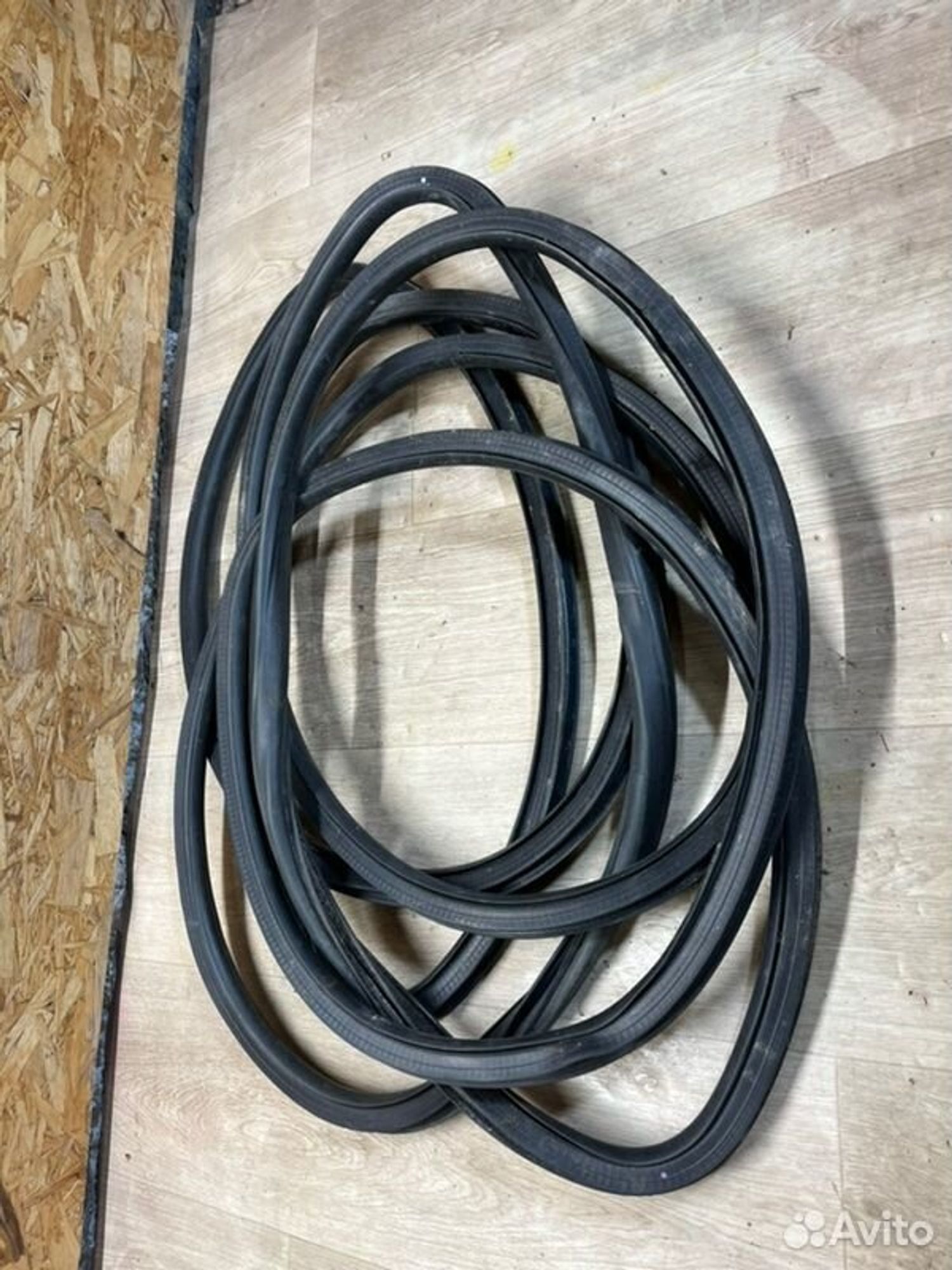 Уплотнитель кузова Chevrolet Cruz J300 F16D3 2011, 1000 рублей, Семиозерка