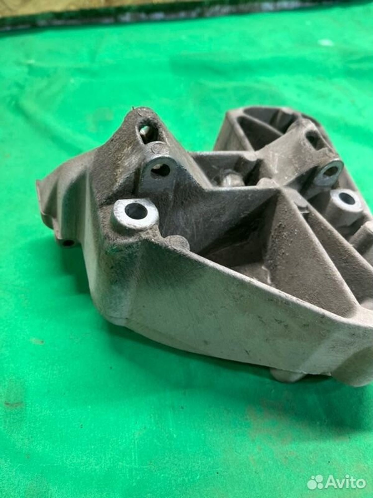 Кронштейн компрессора кондиционера Bmw X5 E53, 1000 рублей, Семиозерка