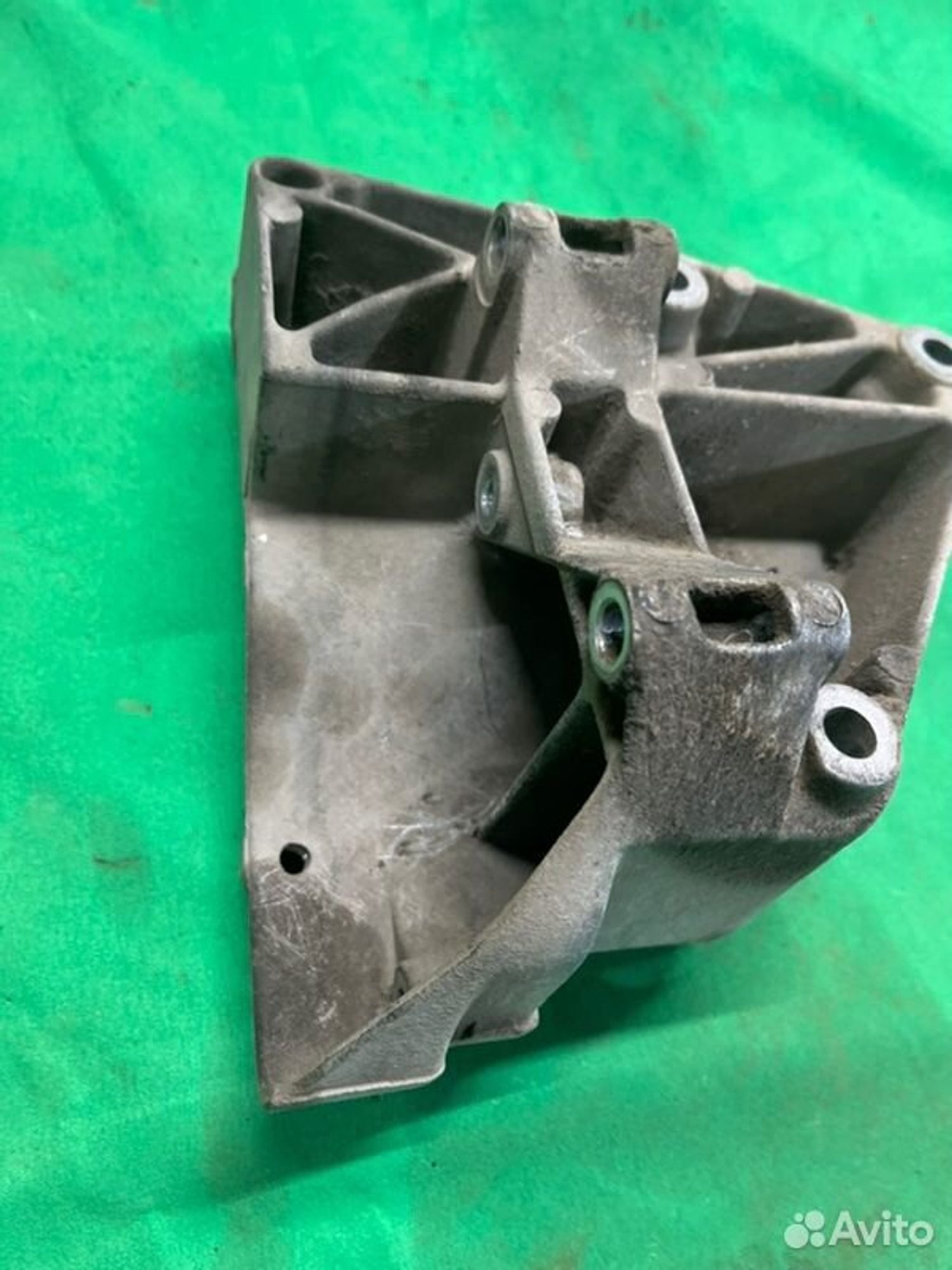 Кронштейн компрессора кондиционера Bmw X5 E53, 1000 рублей, Семиозерка