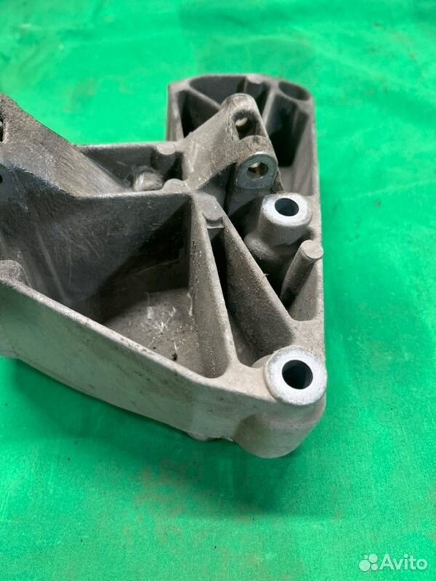 Кронштейн компрессора кондиционера Bmw X5 E53, 1000 рублей, Семиозерка