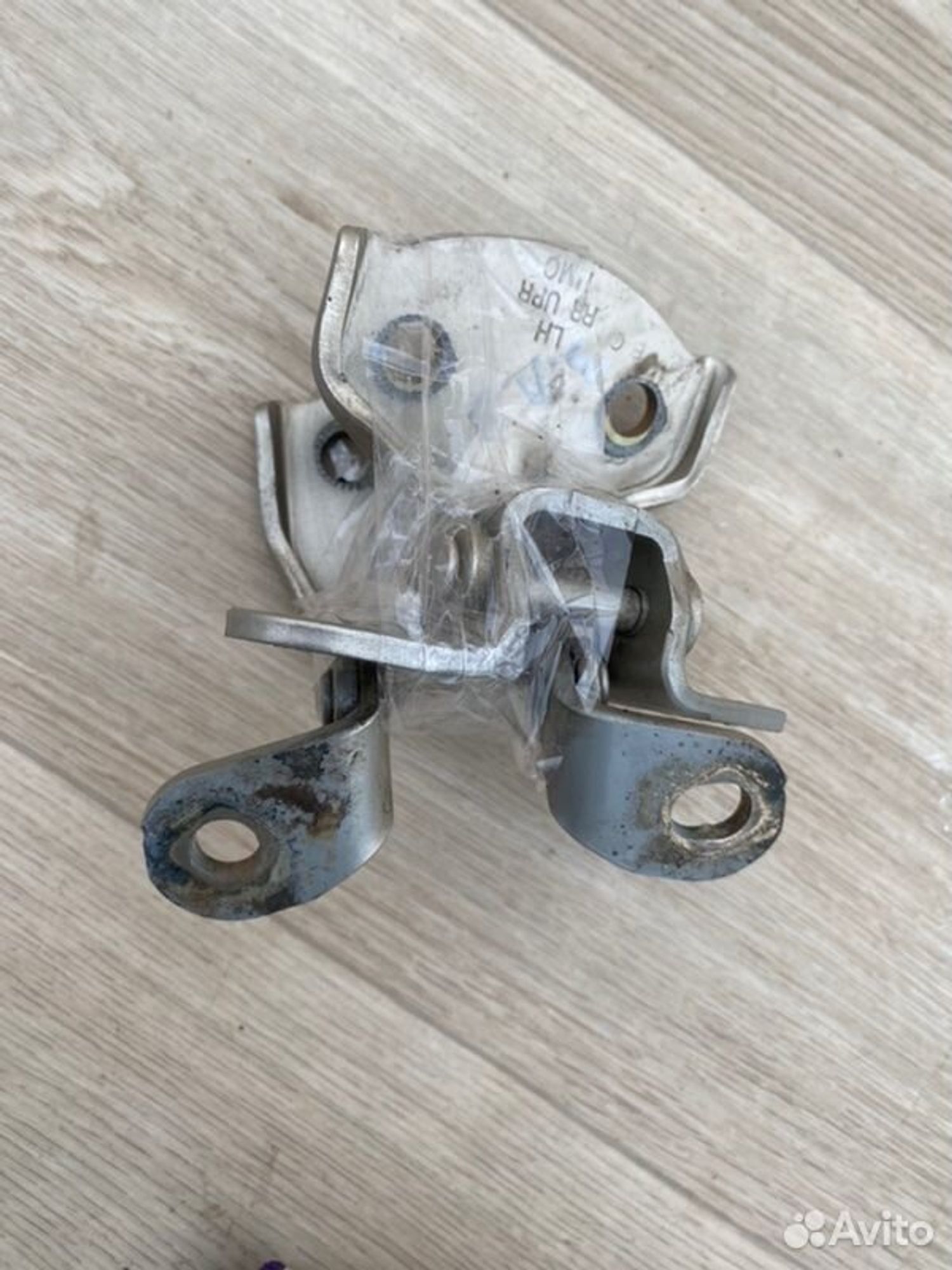 Петля двери задняя левая Hyundai Accent G4EB 2006, 1000 рублей, Семиозерка