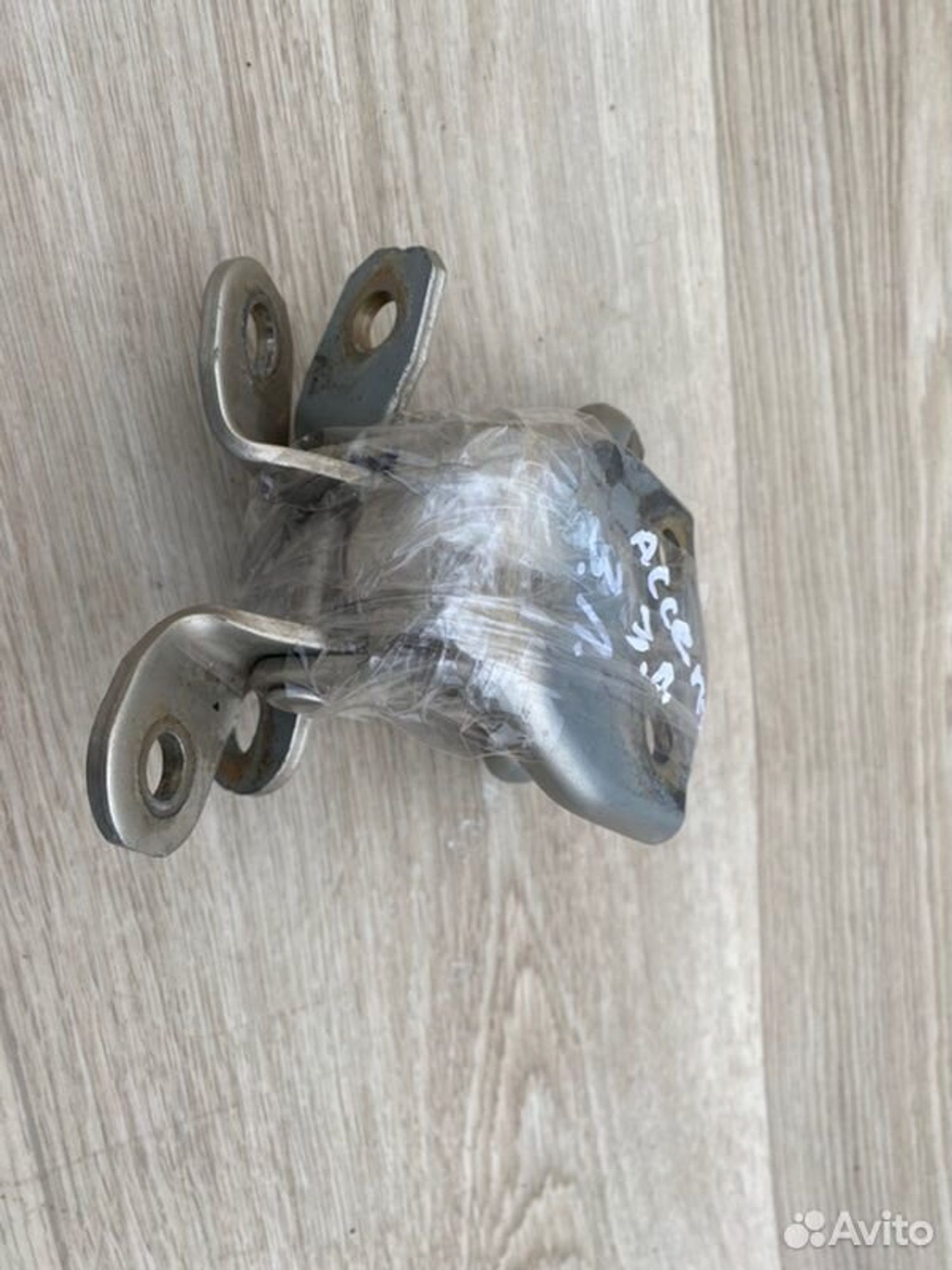 Петля двери задняя левая Hyundai Accent G4EB 2006, 1000 рублей, Семиозерка