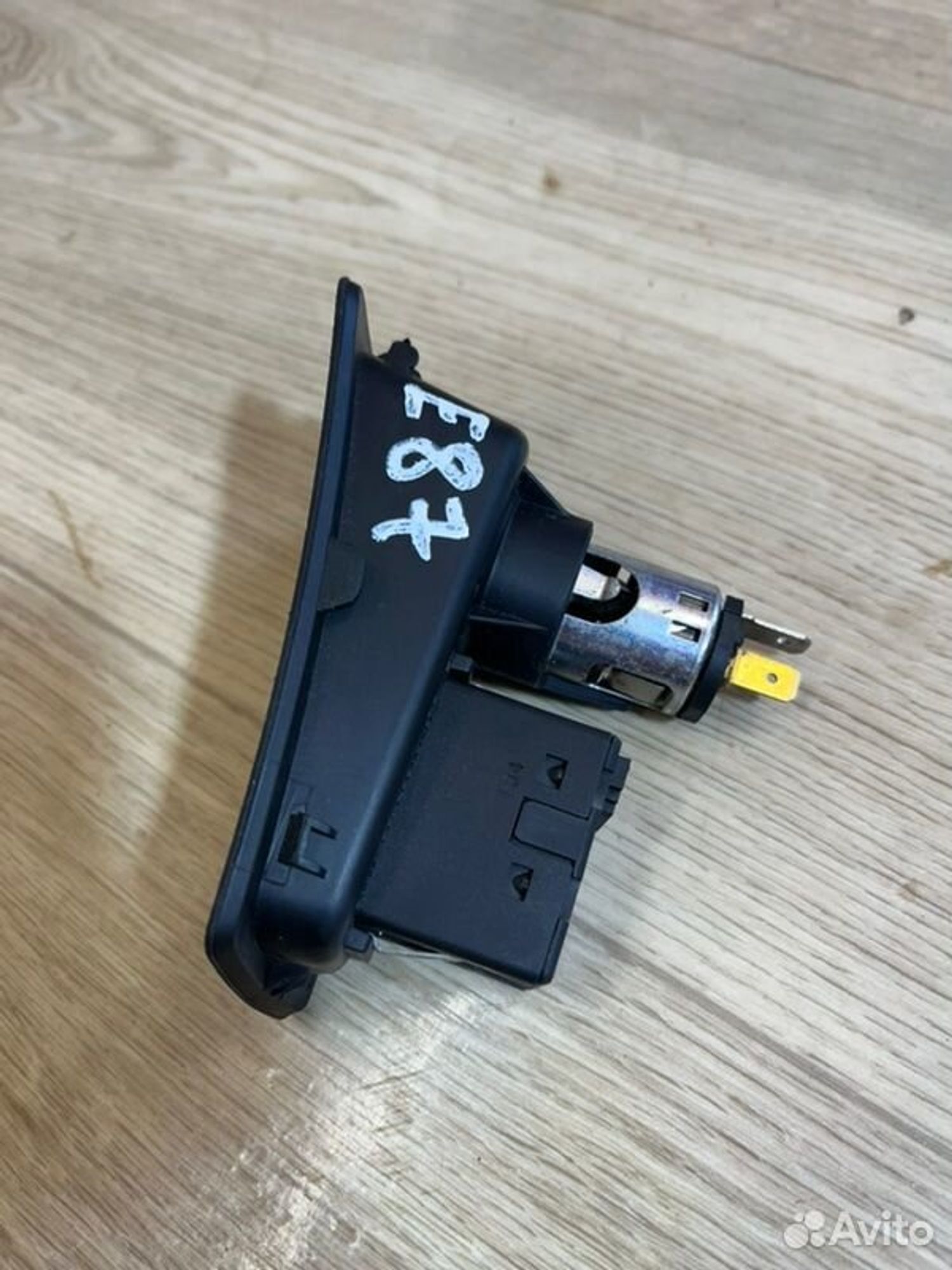 Прикуриватель Bmw 1 E87 M47D20 2006, 1000 рублей, Семиозерка