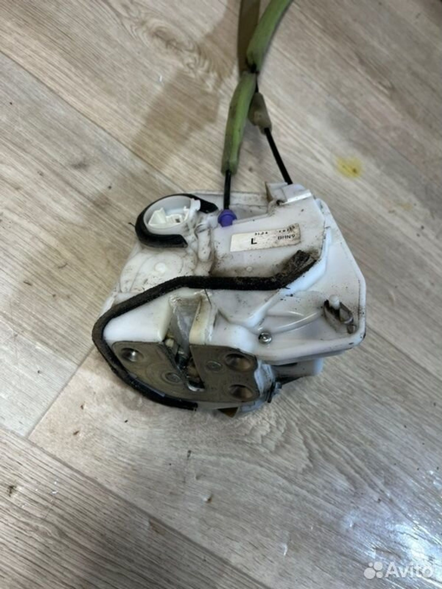 Замок боковой двери задний левый Mazda 3 BM Z6, 2200 рублей, Семиозерка