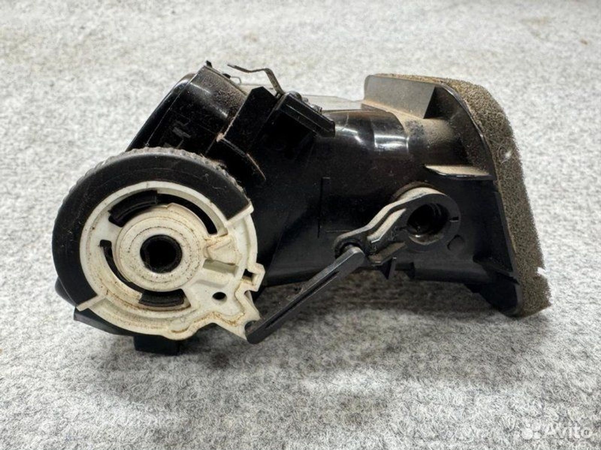 Дефлектор воздушный левый Volkswagen Polo CFN 2012, 1000 рублей, Семиозерка