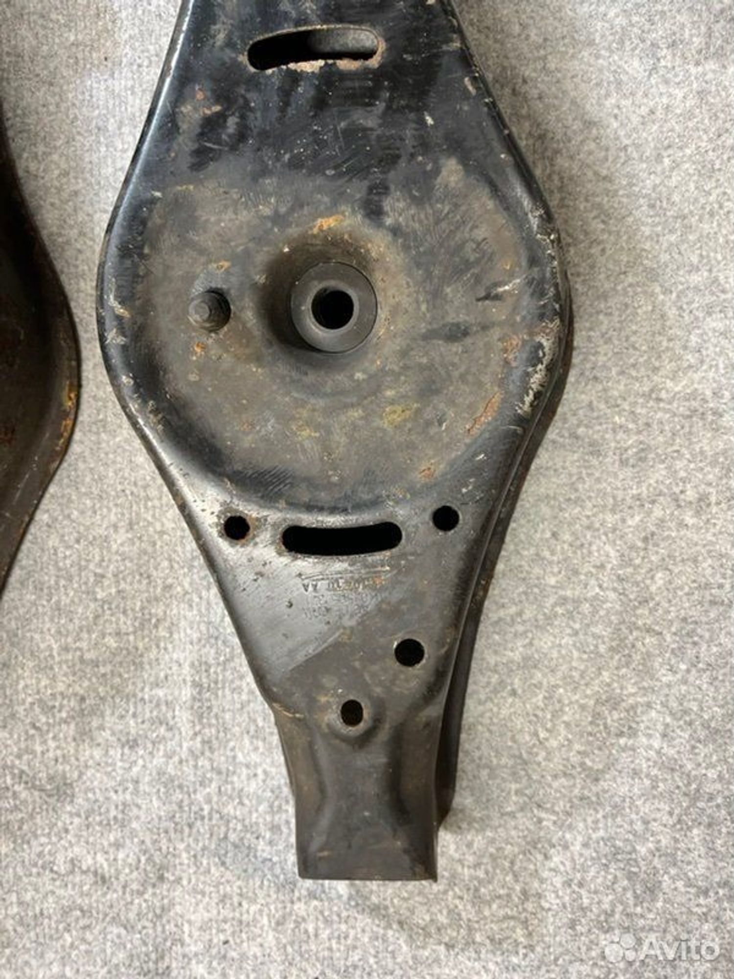 Рычаг подвески задний Volkswagen Tiguan SUV NF CAW, 1000 рублей, Семиозерка