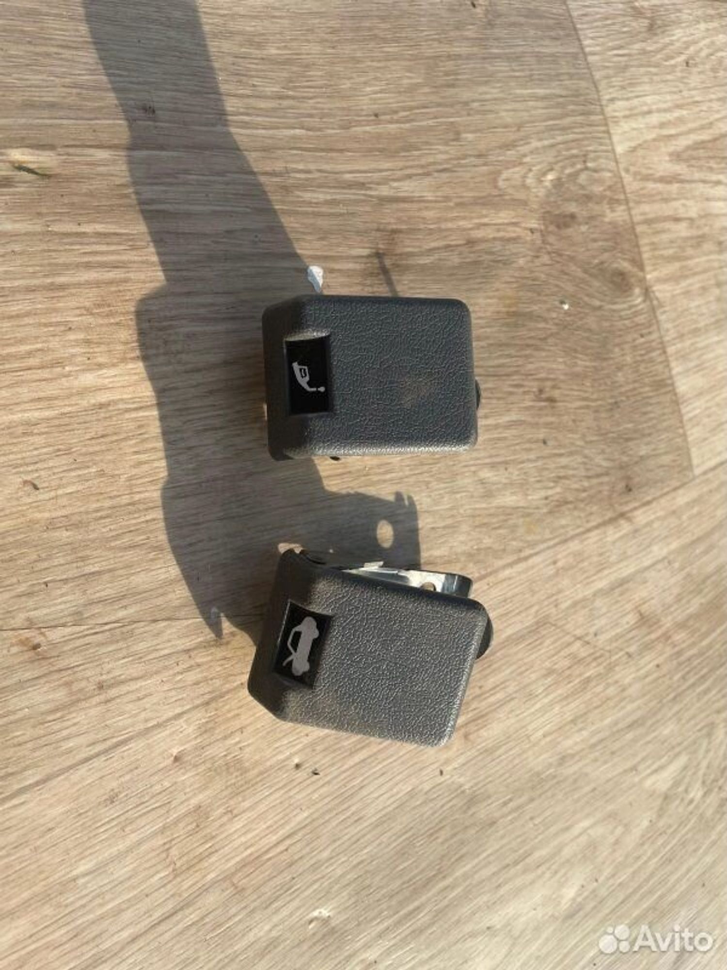 Тяга замка капота Mitsubishi Pajero 6G72 1993, 1000 рублей, Семиозерка