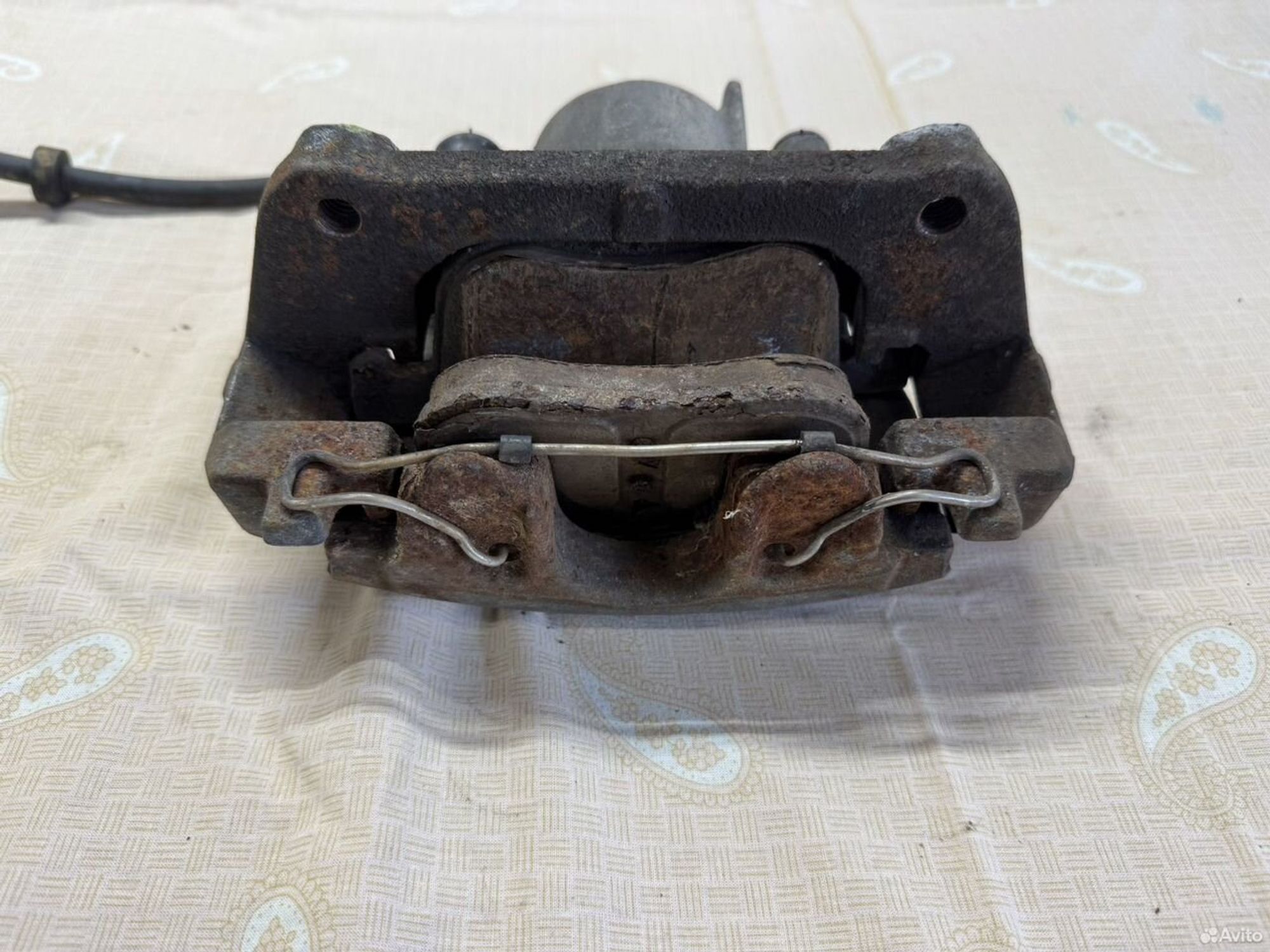 Суппорт тормозной левый Volvo xc70 s60 xc90, 2000 рублей, Семиозерка