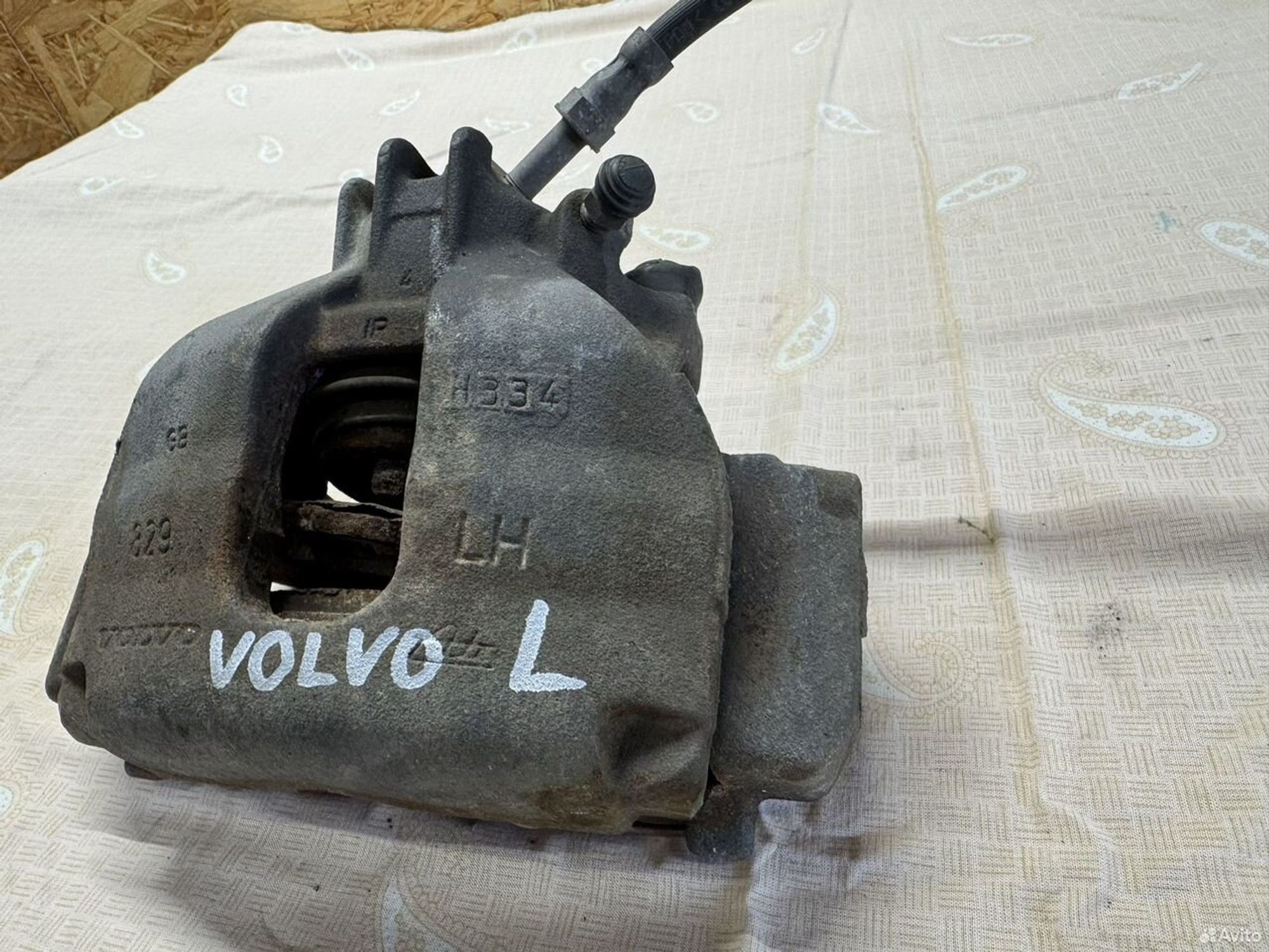 Суппорт тормозной левый Volvo xc70 s60 xc90, 2000 рублей, Семиозерка