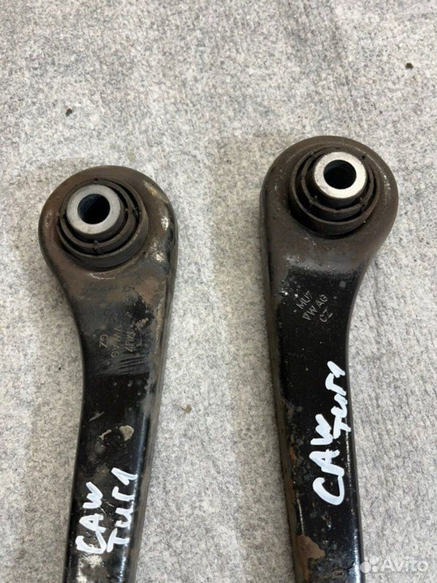 Рычаг подвески нижний Volkswagen Tiguan SUV NF CAW, 1500 рублей, Семиозерка