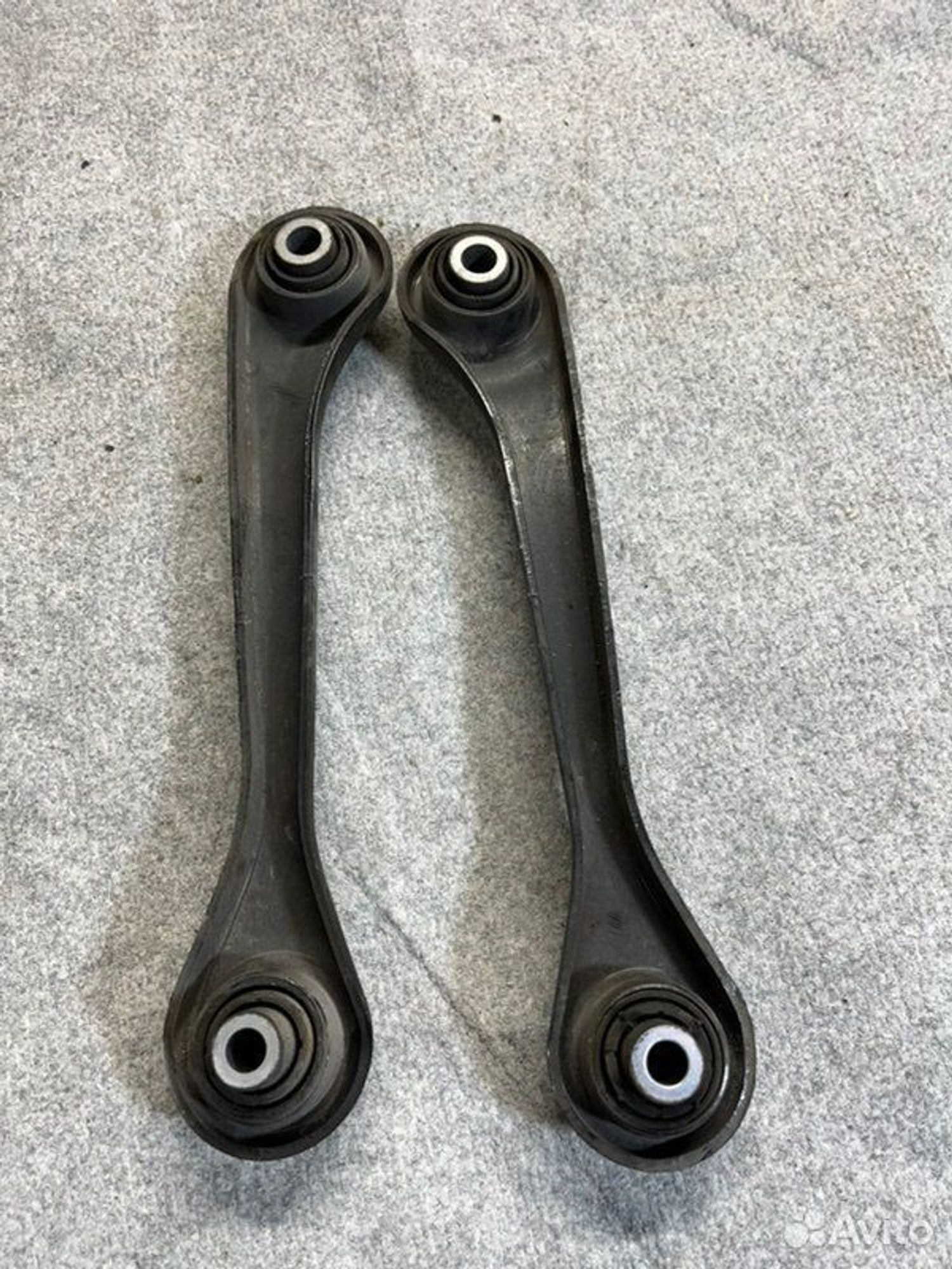 Рычаг подвески нижний Volkswagen Tiguan SUV NF CAW, 1500 рублей, Семиозерка