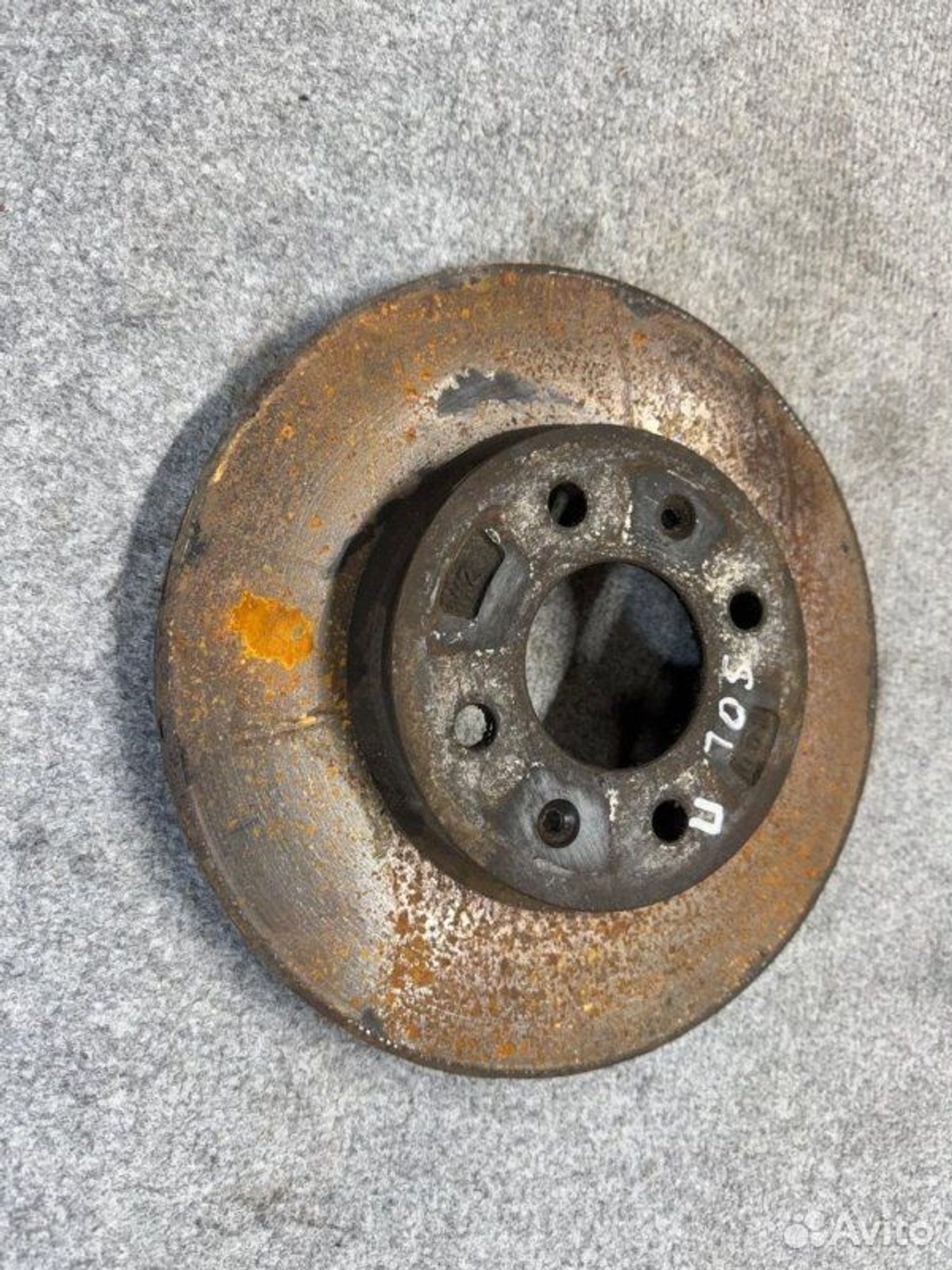 Диск тормозной Hyundai Solaris G4FC 2013, 900 рублей, Семиозерка