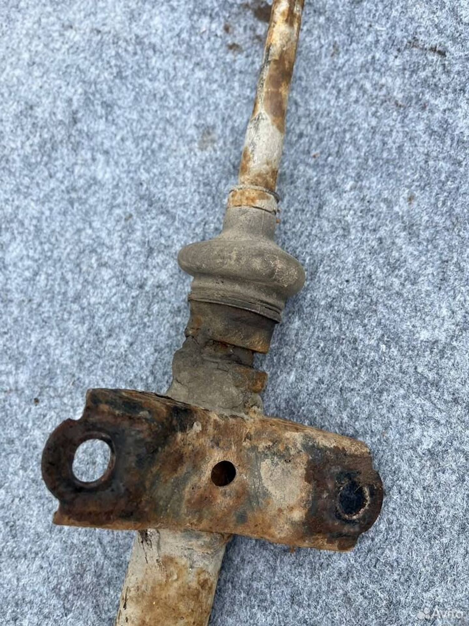 Подрулевая тяга задняя Mazda milenia, 2000 рублей, Семиозерка