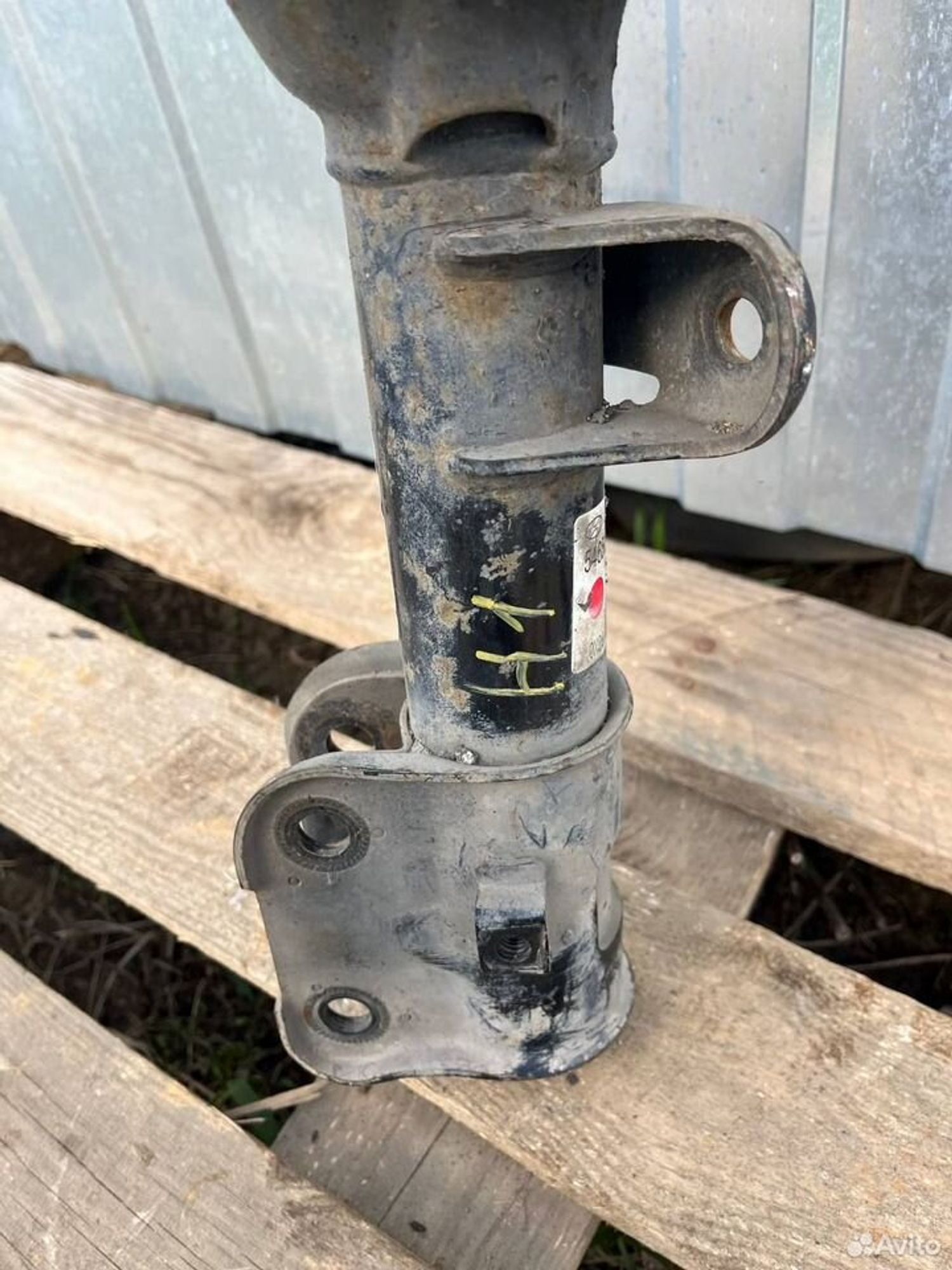 Стойка передняя Hyundai H1, 4500 рублей, Семиозерка