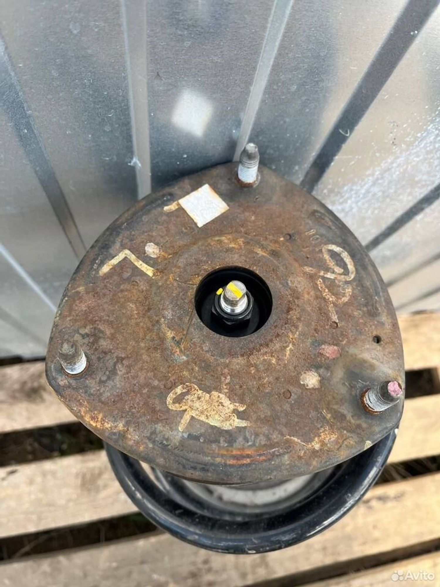 Стойка передняя Hyundai H1, 4500 рублей, Семиозерка