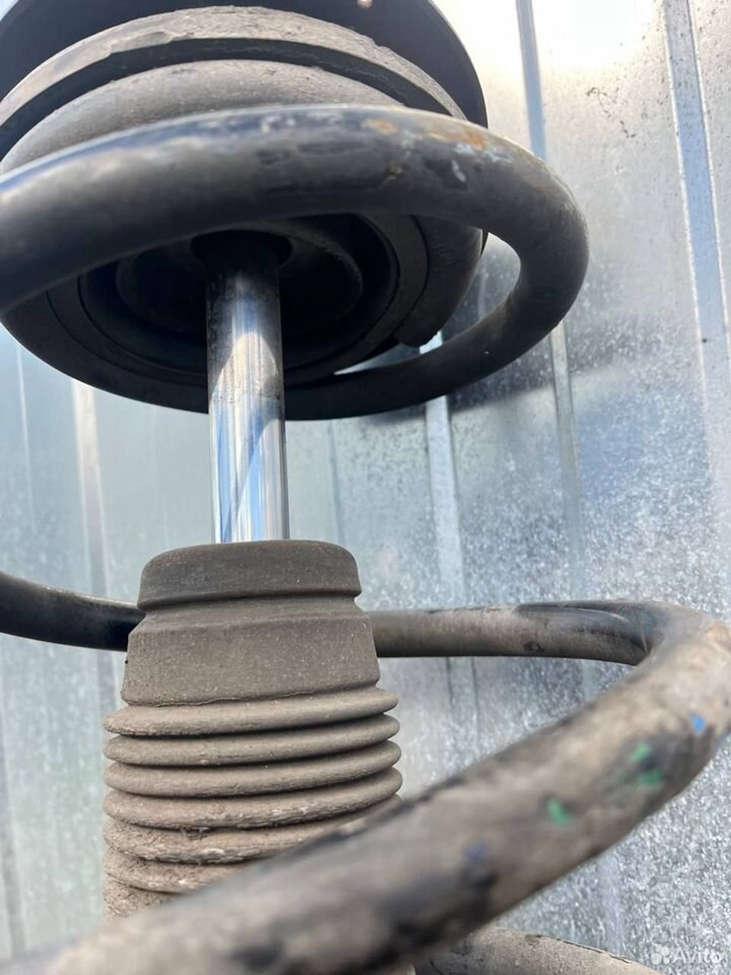 Стойка передняя Hyundai H1, 4500 рублей, Семиозерка