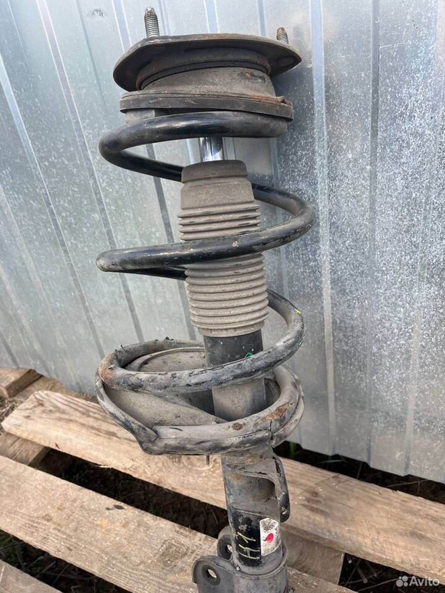 Стойка передняя Hyundai H1, 4500 рублей, Семиозерка