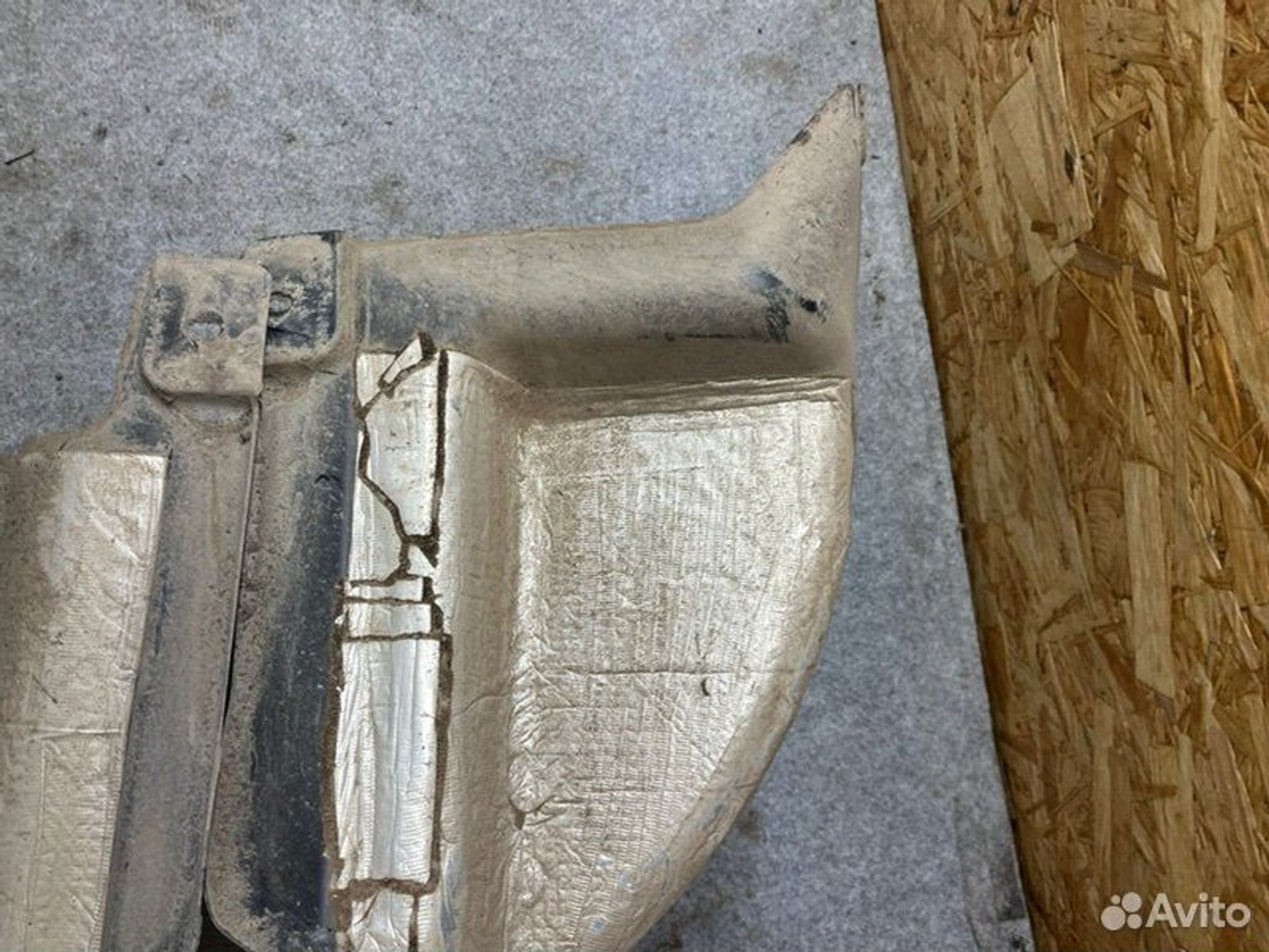 Подкрылок задний левый Volkswagen Polo CFN 2012, 1000 рублей, Семиозерка