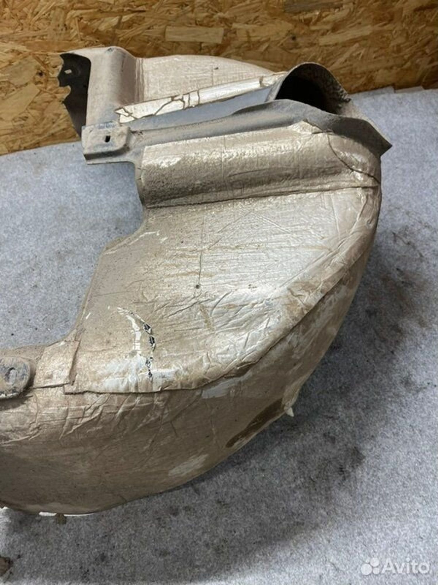 Подкрылок задний левый Volkswagen Polo CFN 2012, 1000 рублей, Семиозерка