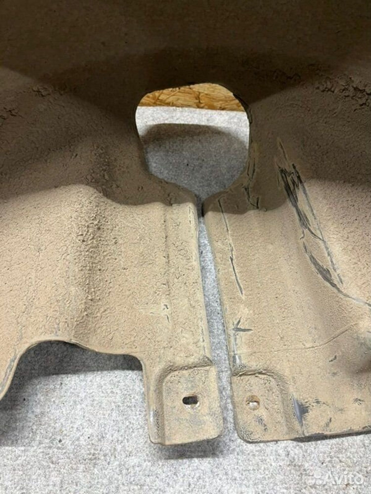 Подкрылок задний левый Volkswagen Polo CFN 2012, 1000 рублей, Семиозерка