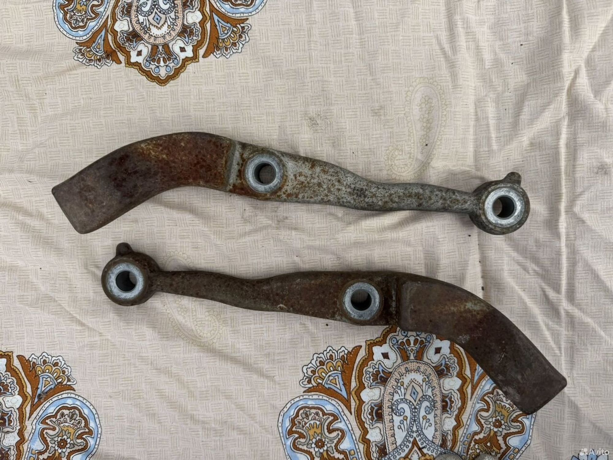 Крепление на поворотном кулаке Volvo s60 xc70 xc90, 1000 рублей, Семиозерка