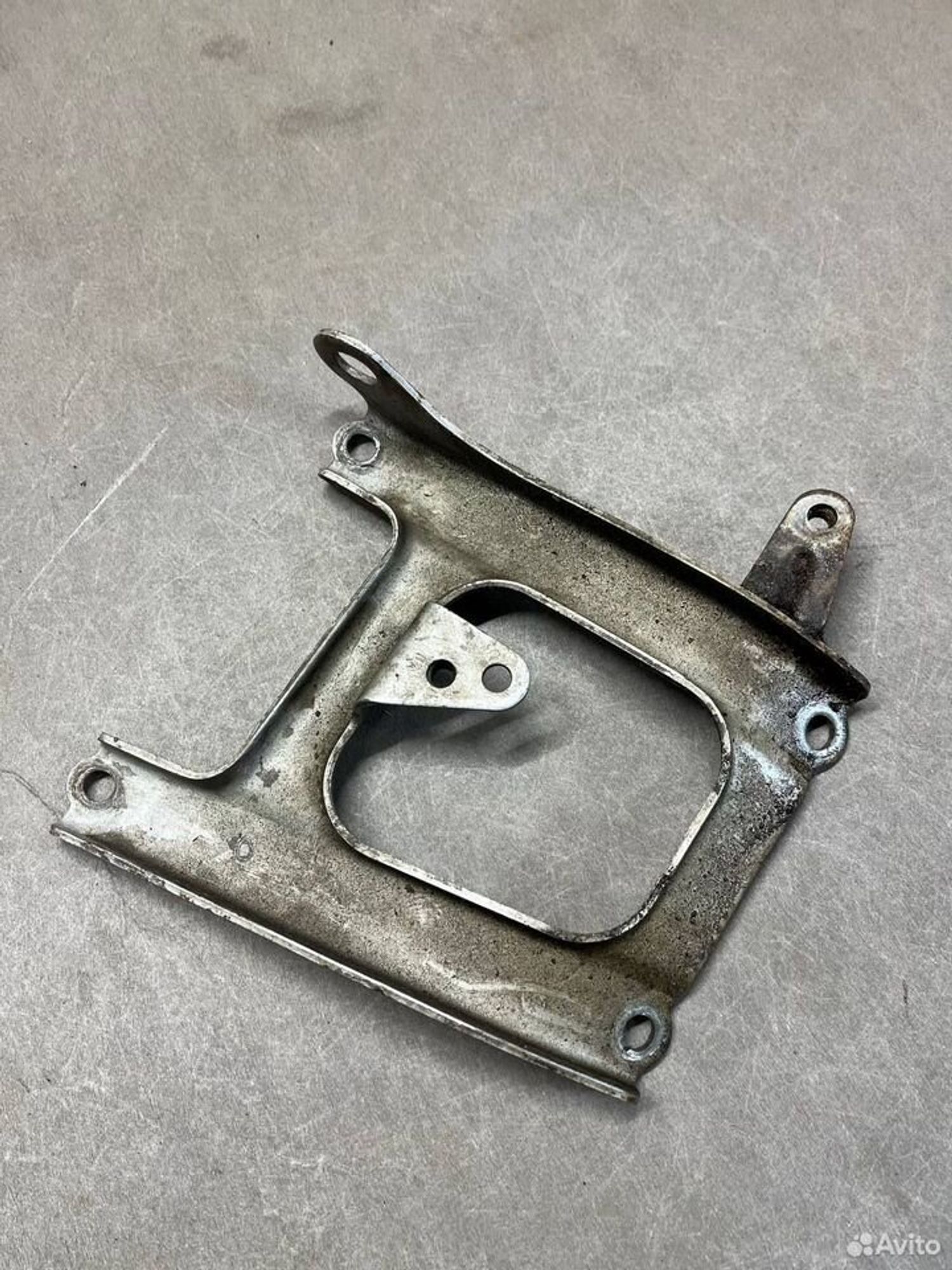 Крепление двигателя Mitsubishi Pajero 2, 1000 рублей, Семиозерка