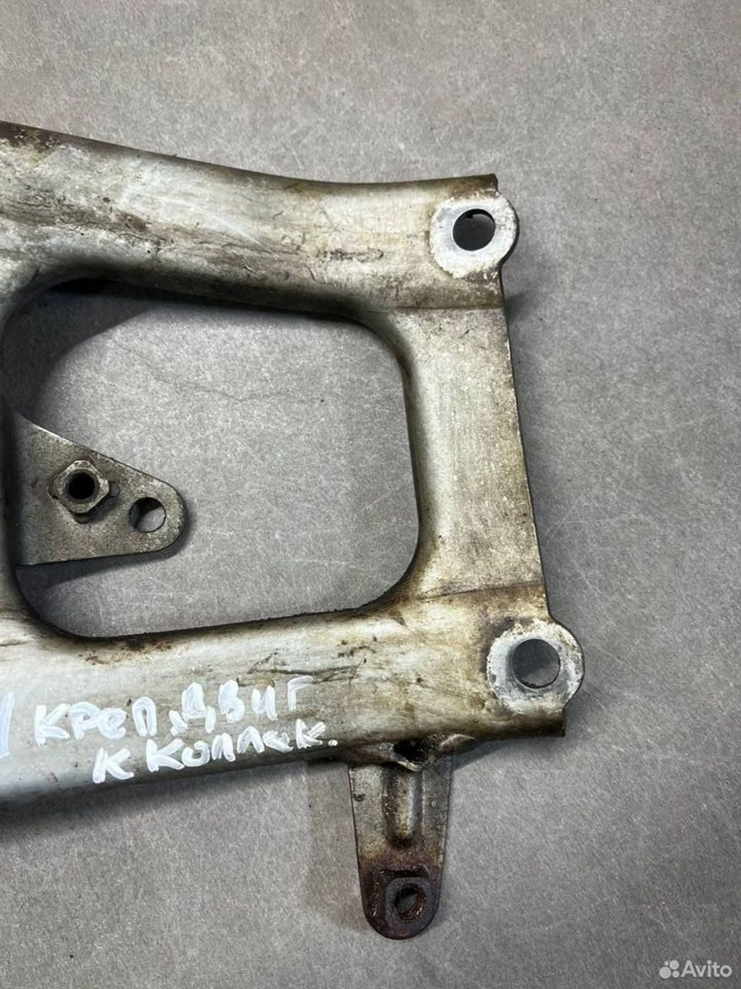 Крепление двигателя Mitsubishi Pajero 2, 1000 рублей, Семиозерка