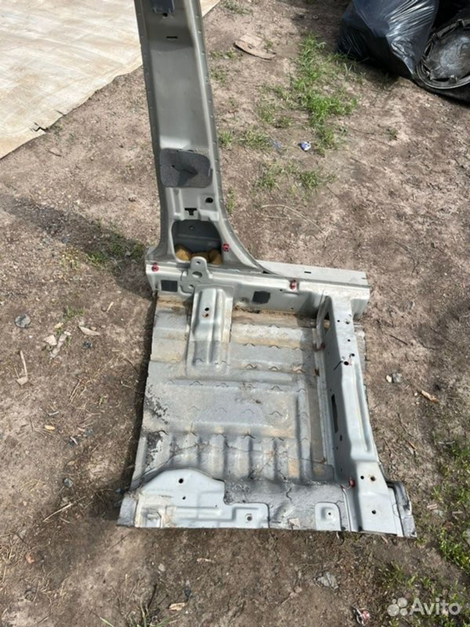 Центральная стойка кузова левая Hyundai Accent, 2000 рублей, Семиозерка