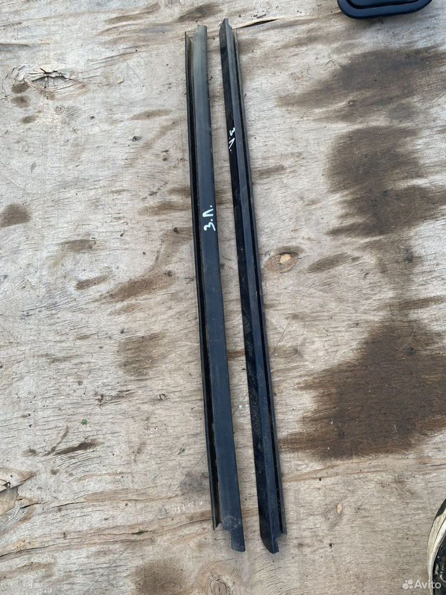 Бархотки задней левой двери Логан Ларгус, 800 рублей, Семиозерка