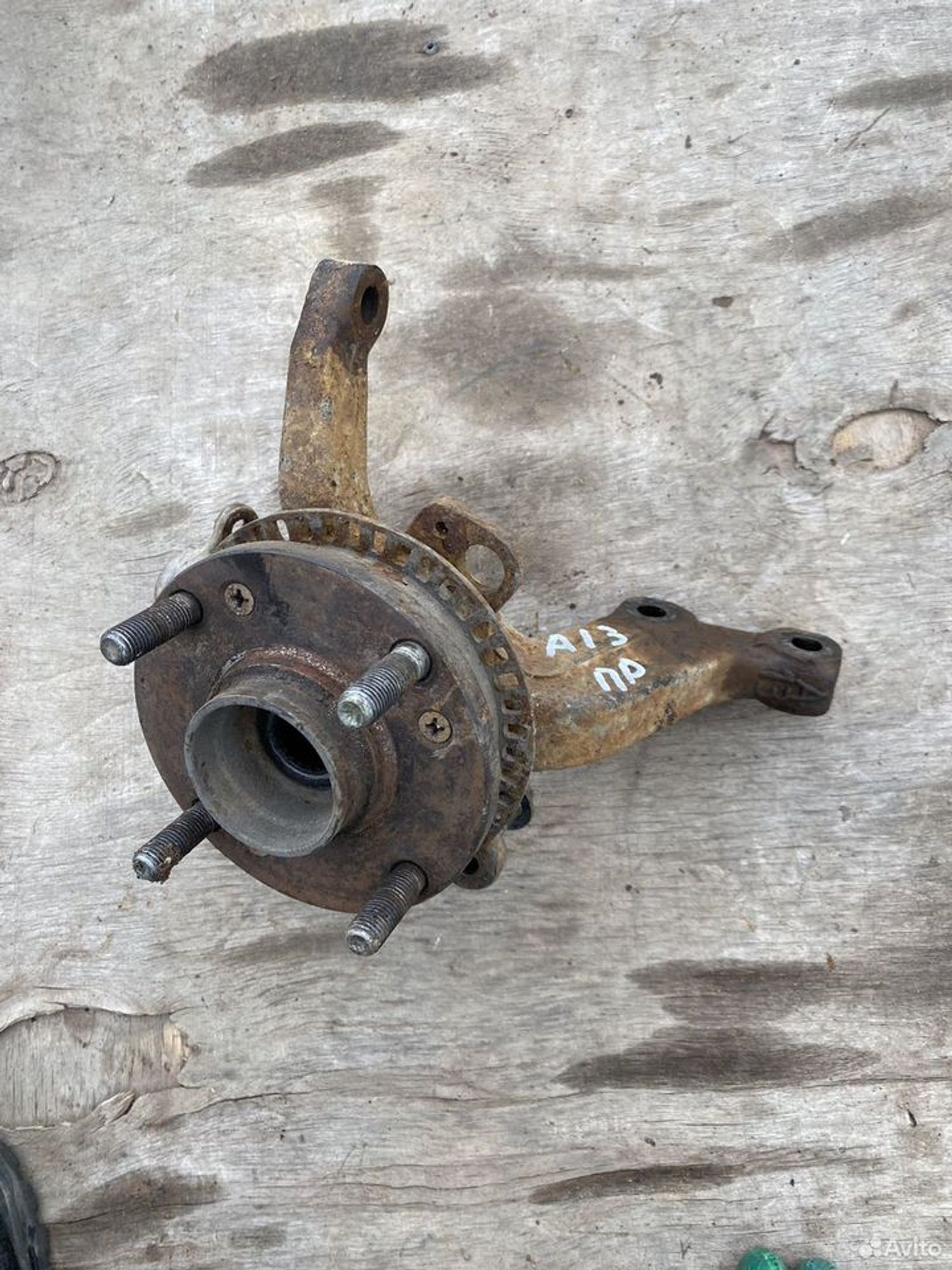 Поворотный кулак ступица правая chery bonus, 1800 рублей, Семиозерка