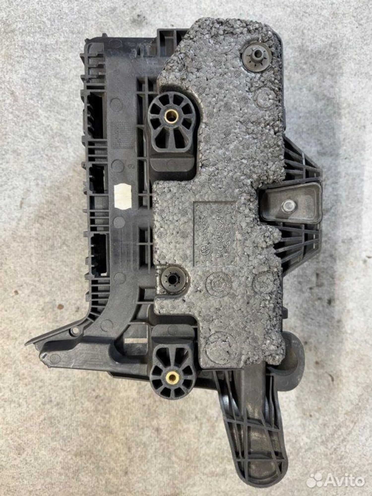 Площадка под АКБ Volkswagen Tiguan SUV NF CAW 2011, 1000 рублей, Семиозерка