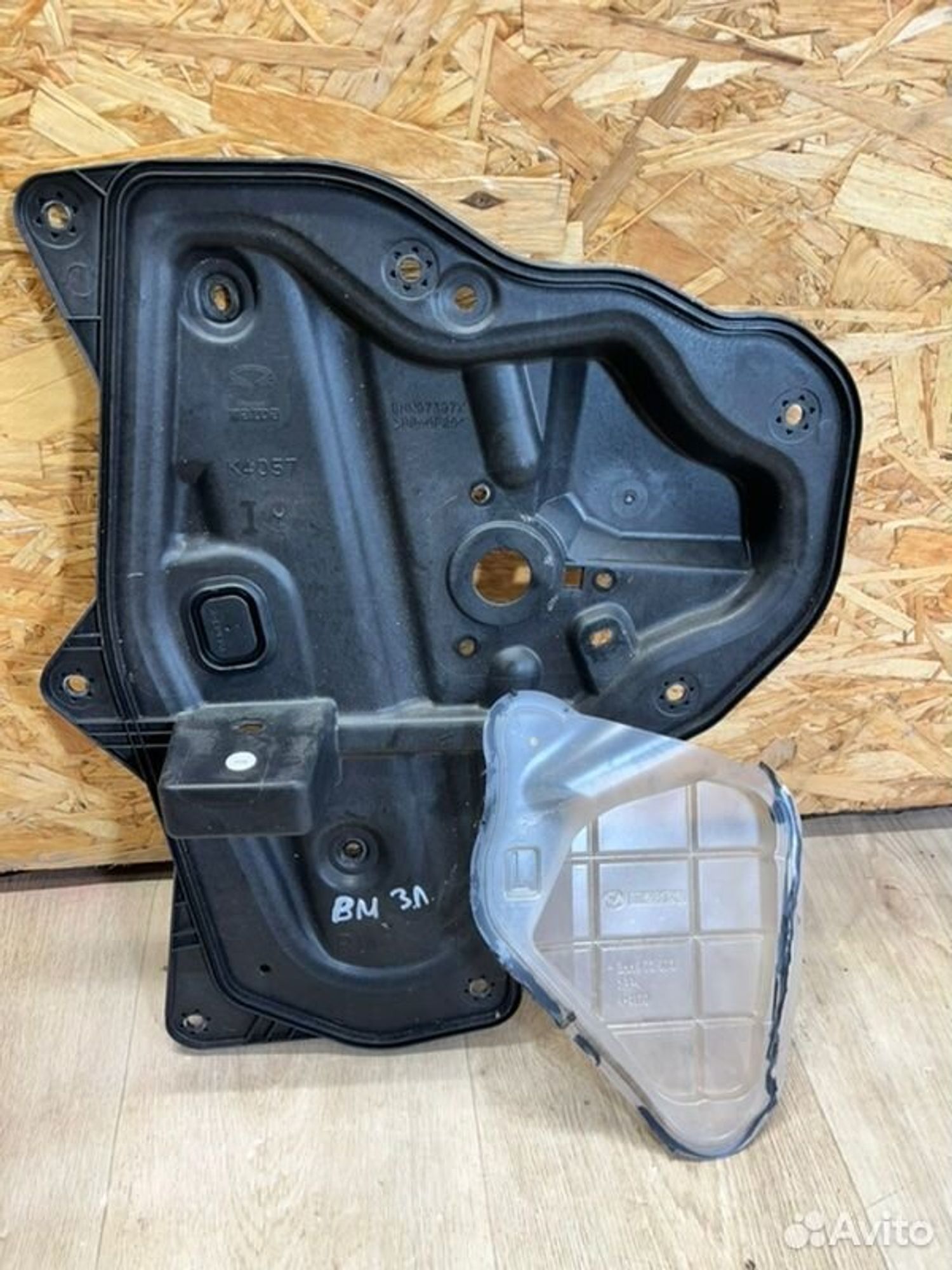 Панель двери внутренняя задний левый Mazda 3 BM Z6, 2000 рублей, Семиозерка