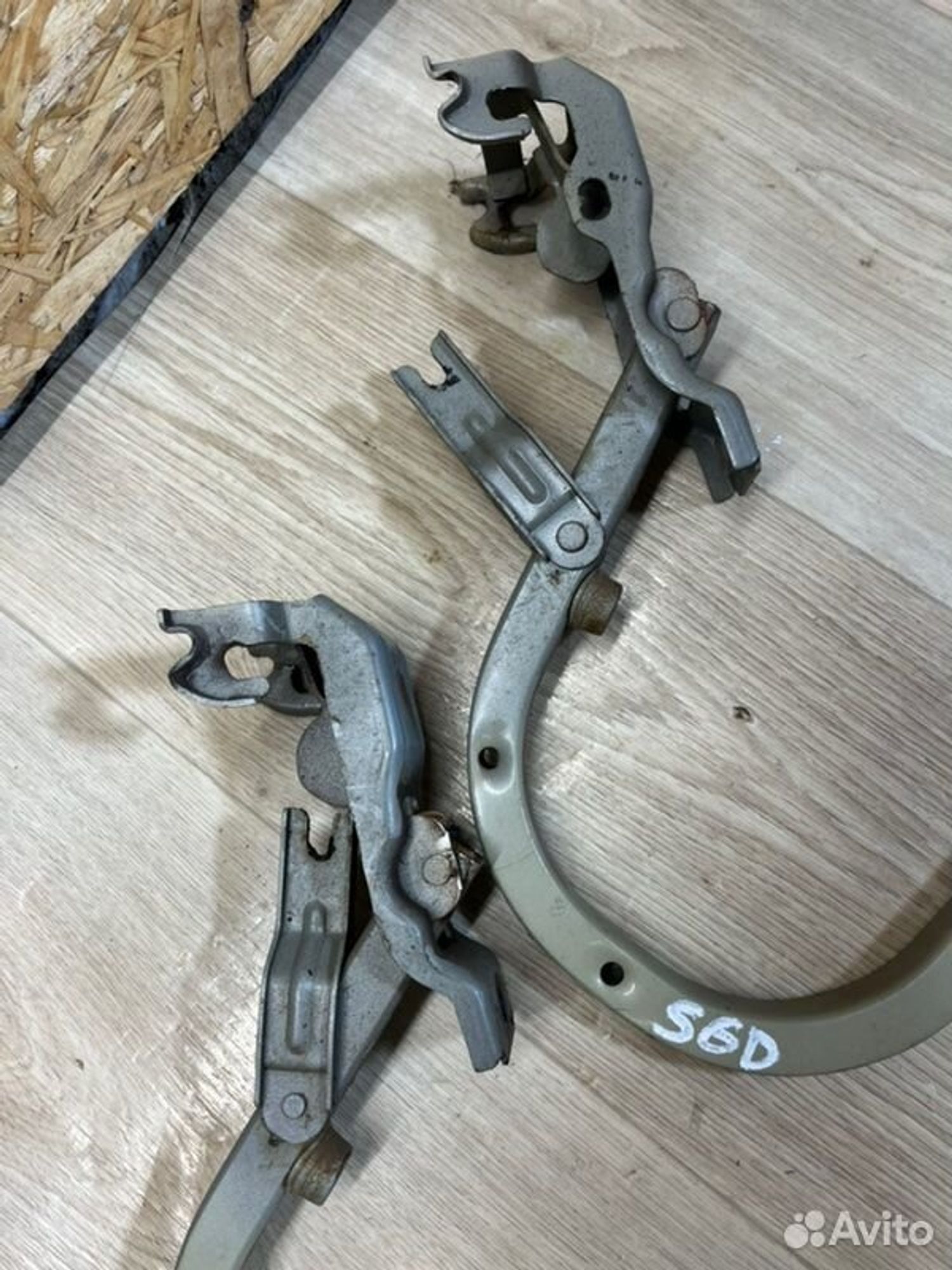 Петля крышки багажника Kia Spectra SD S6D 2007, 1500 рублей, Семиозерка